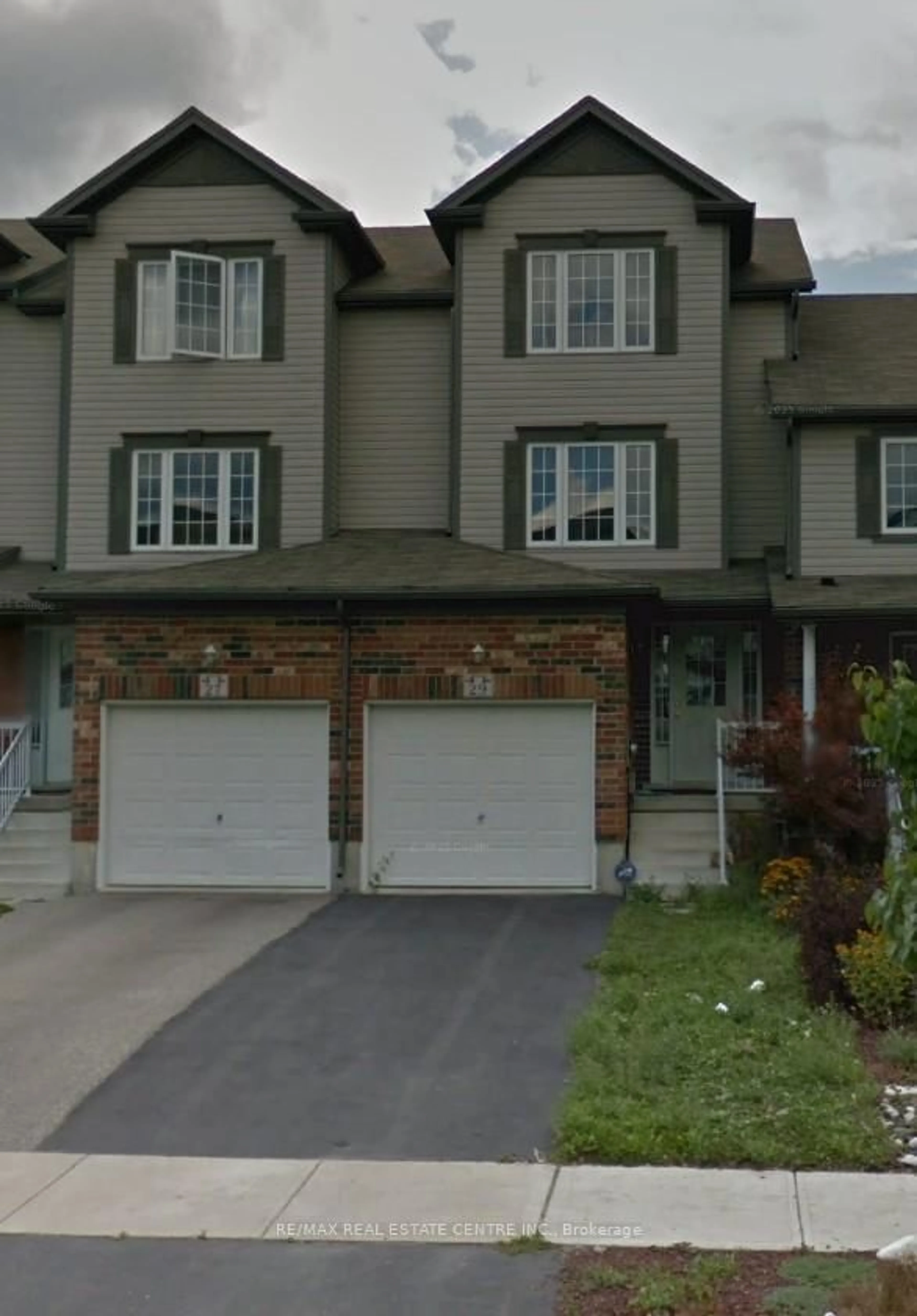 Unknown for 29 Madeleine St, Kitchener Ontario N2R 1V5