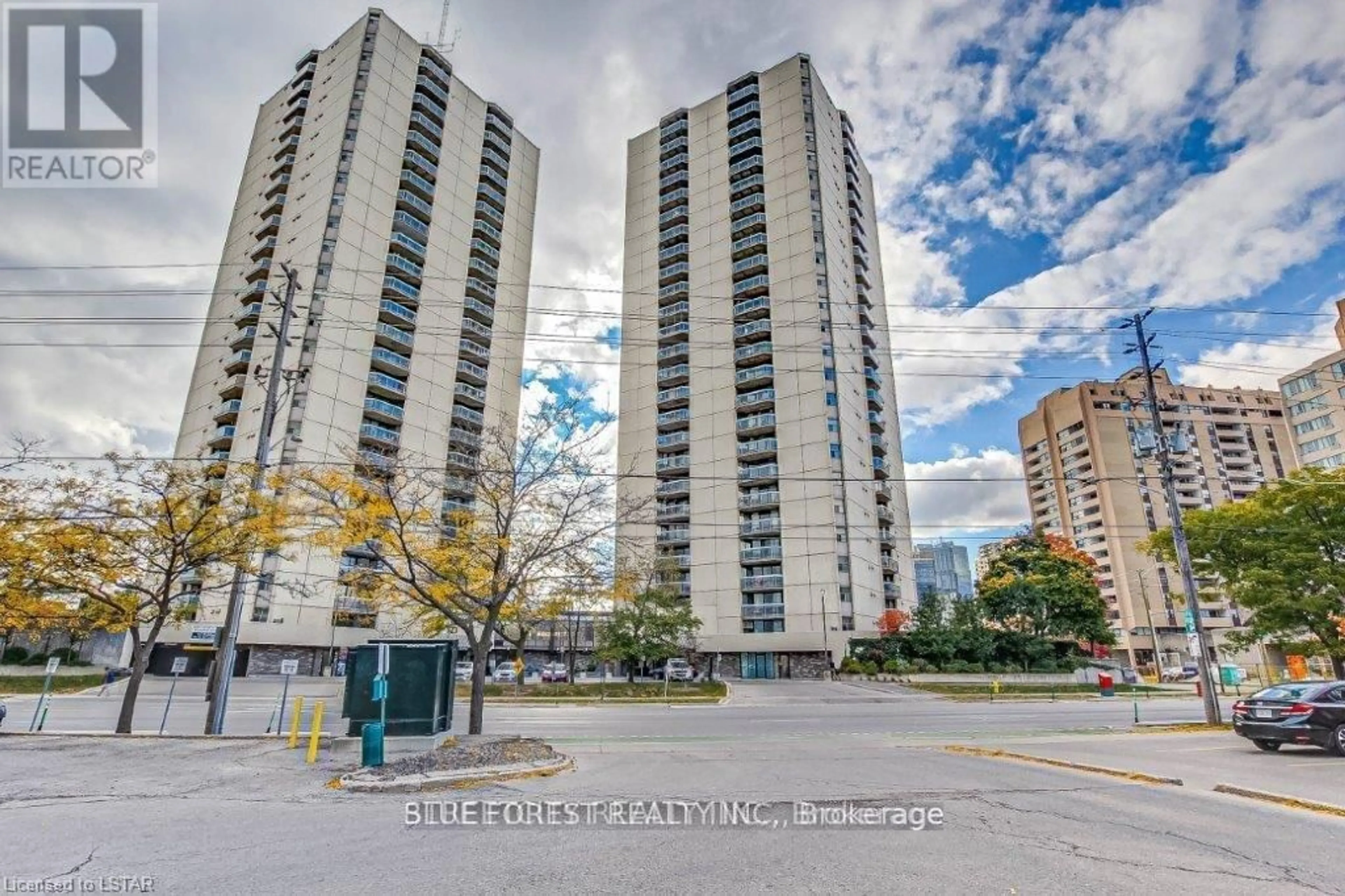 Unknown for 363 Colborne St #404, London East Ontario N6B 3N3
