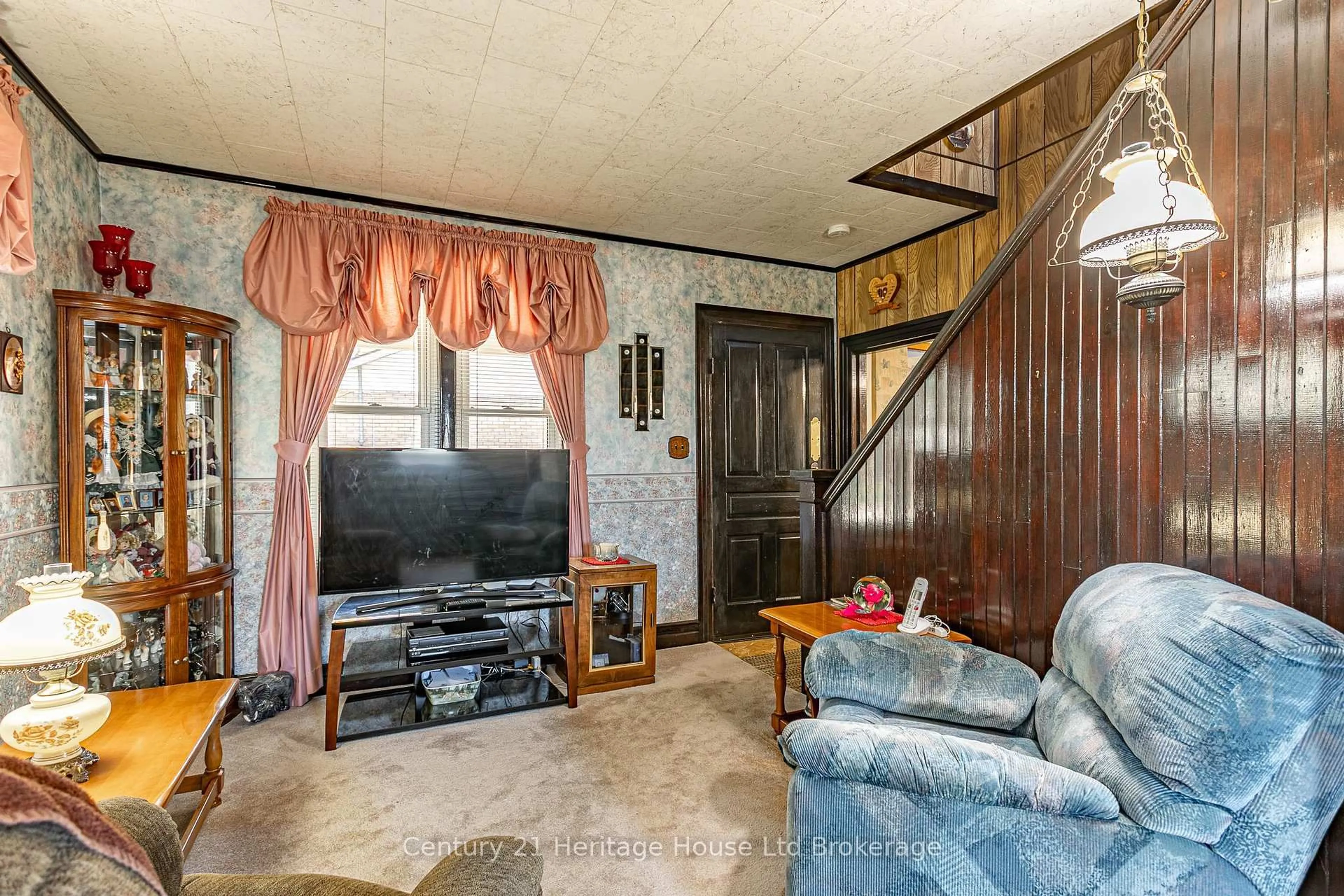 Unknown for 127 Clarke St, Woodstock Ontario N4S 7M6