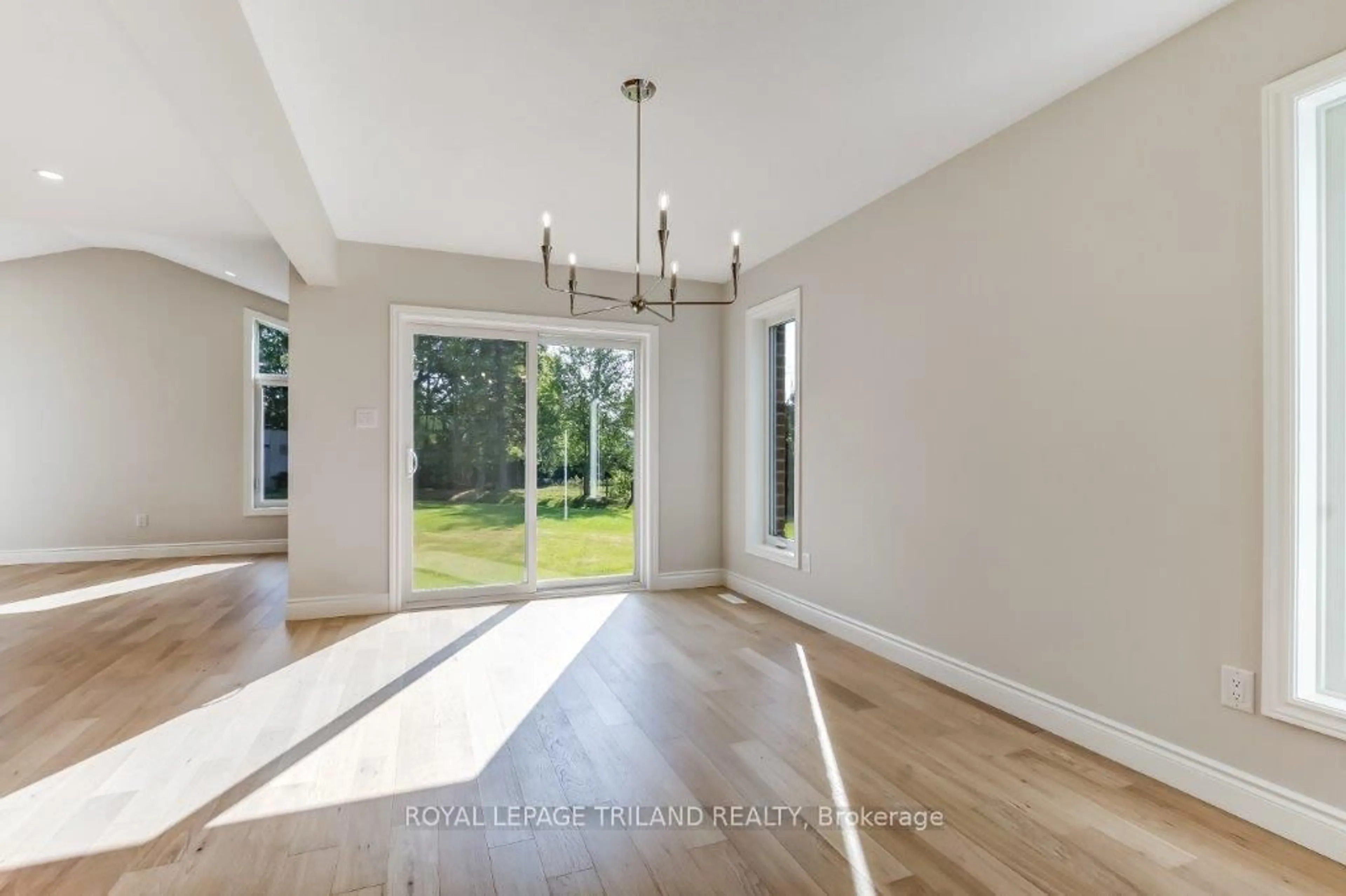 Unknown for Lot 7 Macleod Crt, West Elgin Ontario N0L 2P0