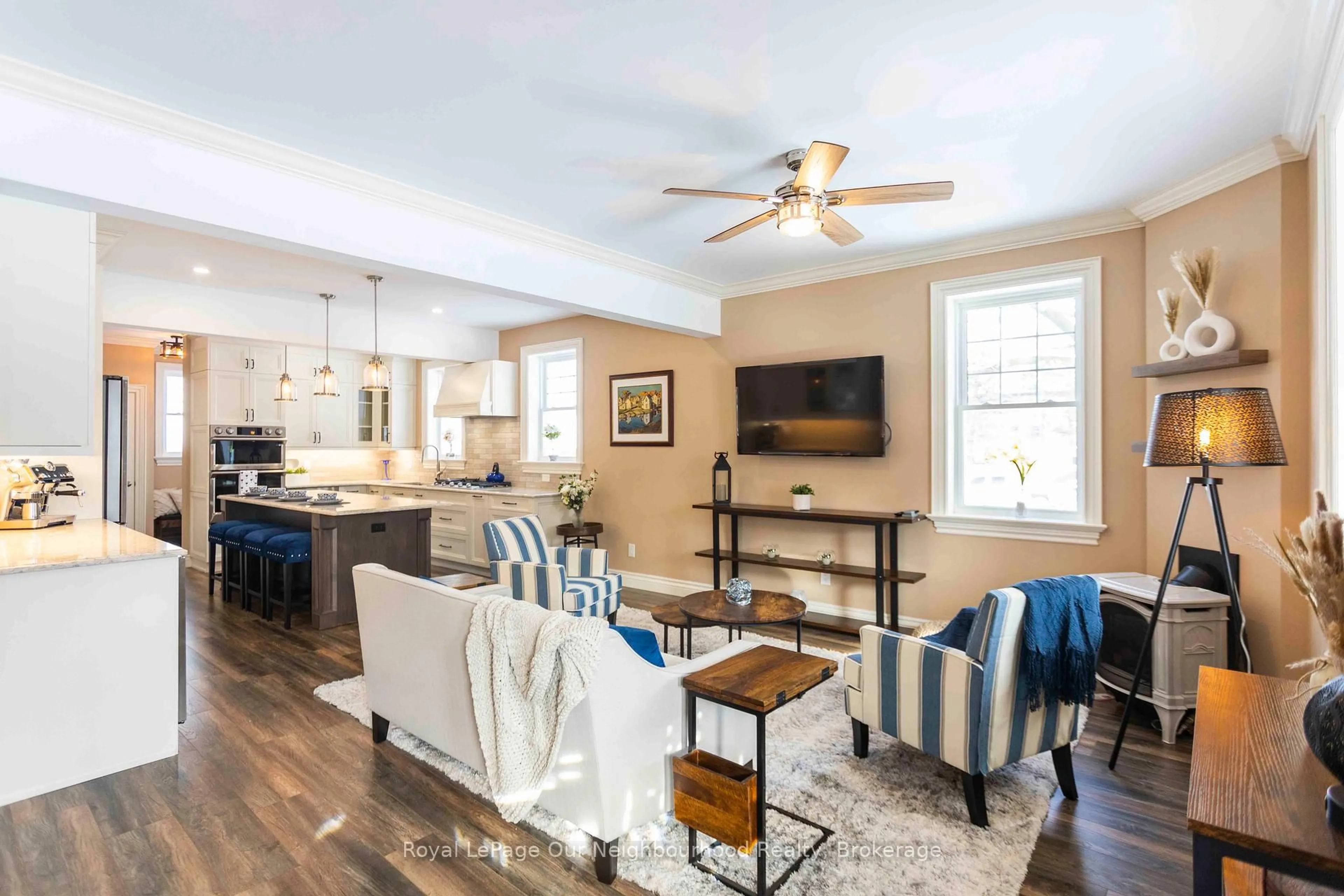 Open concept kitchen, unknown for 196 Guelph St, Guelph/Eramosa Ontario N0B 2K0