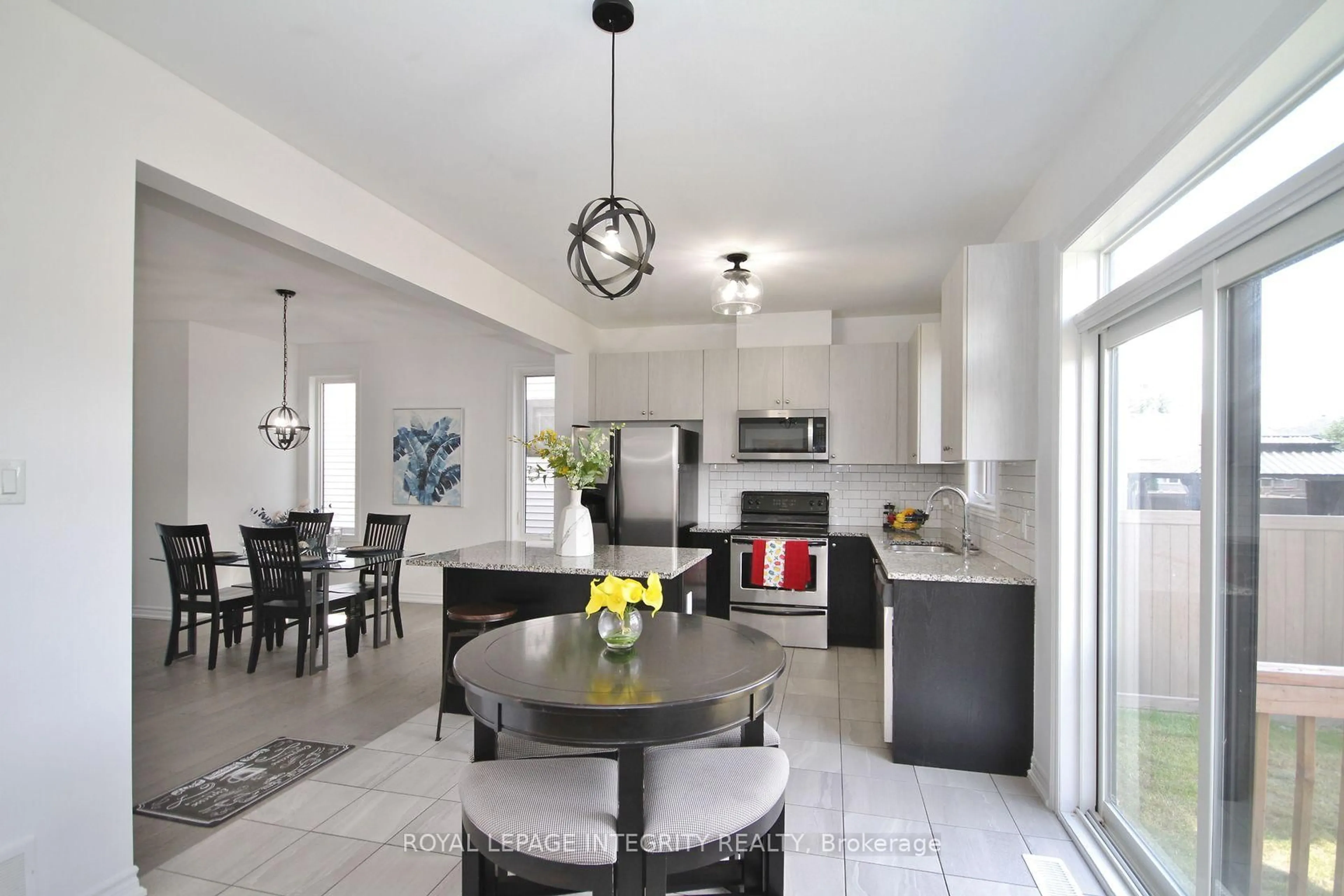 Open concept kitchen, ceramic/tile floor for 109 RYLAND St, Ottawa Ontario K2J 4V3