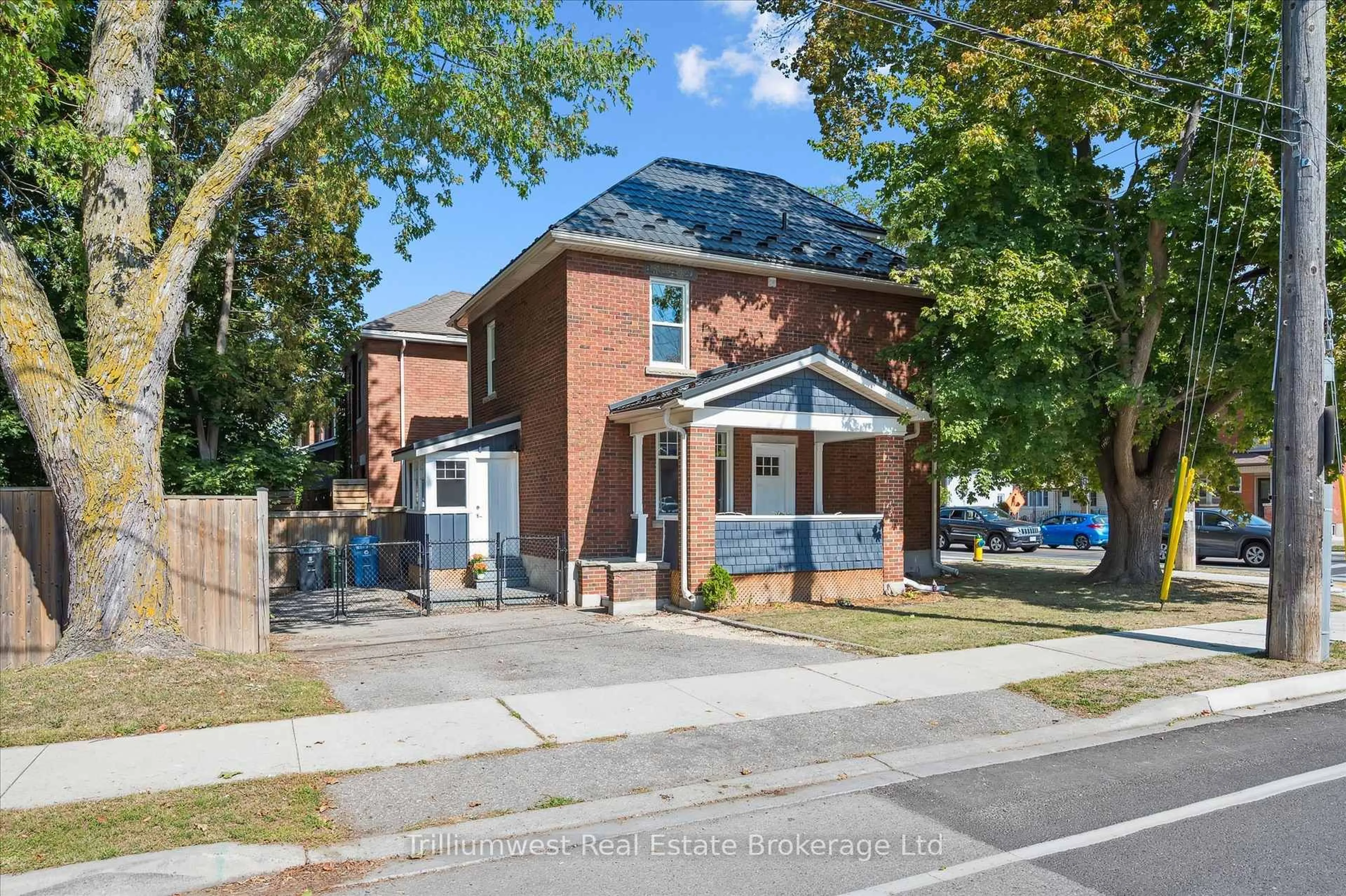 Home with brick exterior material, street for 364 York Rd, Guelph Ontario N1E 3H1