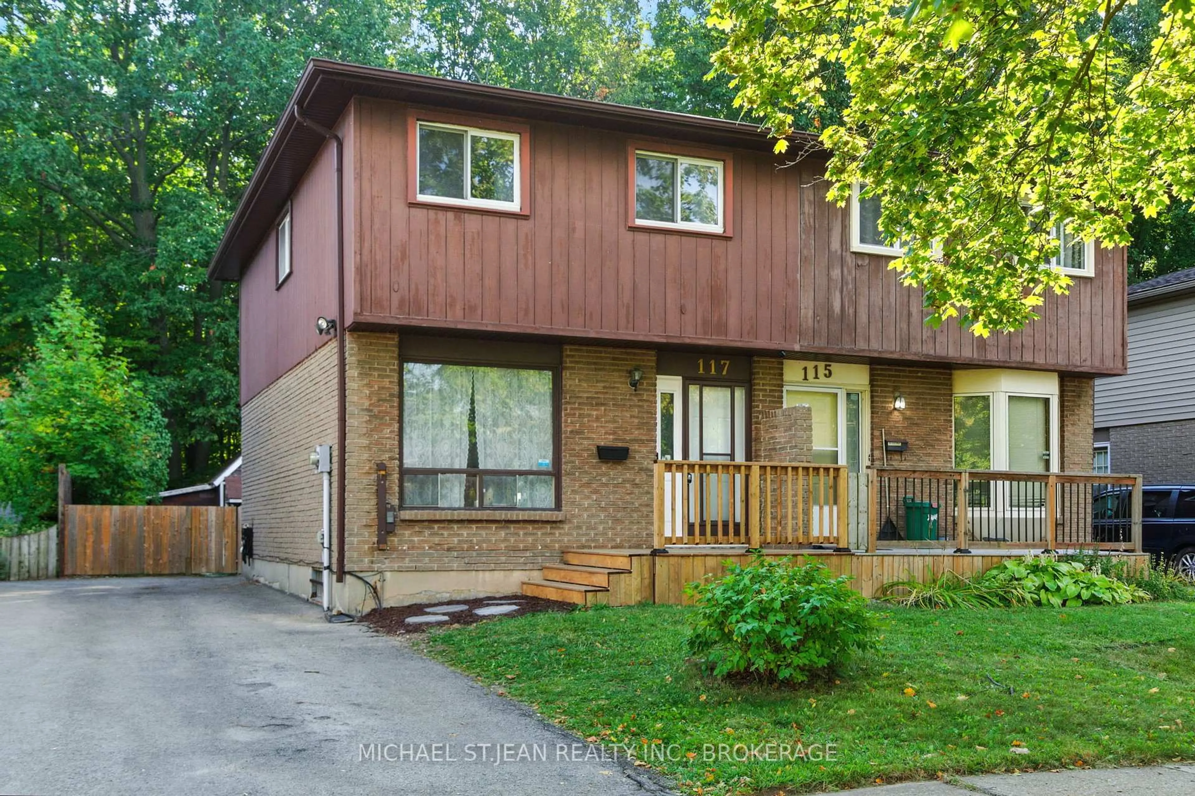Home with brick exterior material, street for 117 Silvan Dr, Welland Ontario L3C 6C1