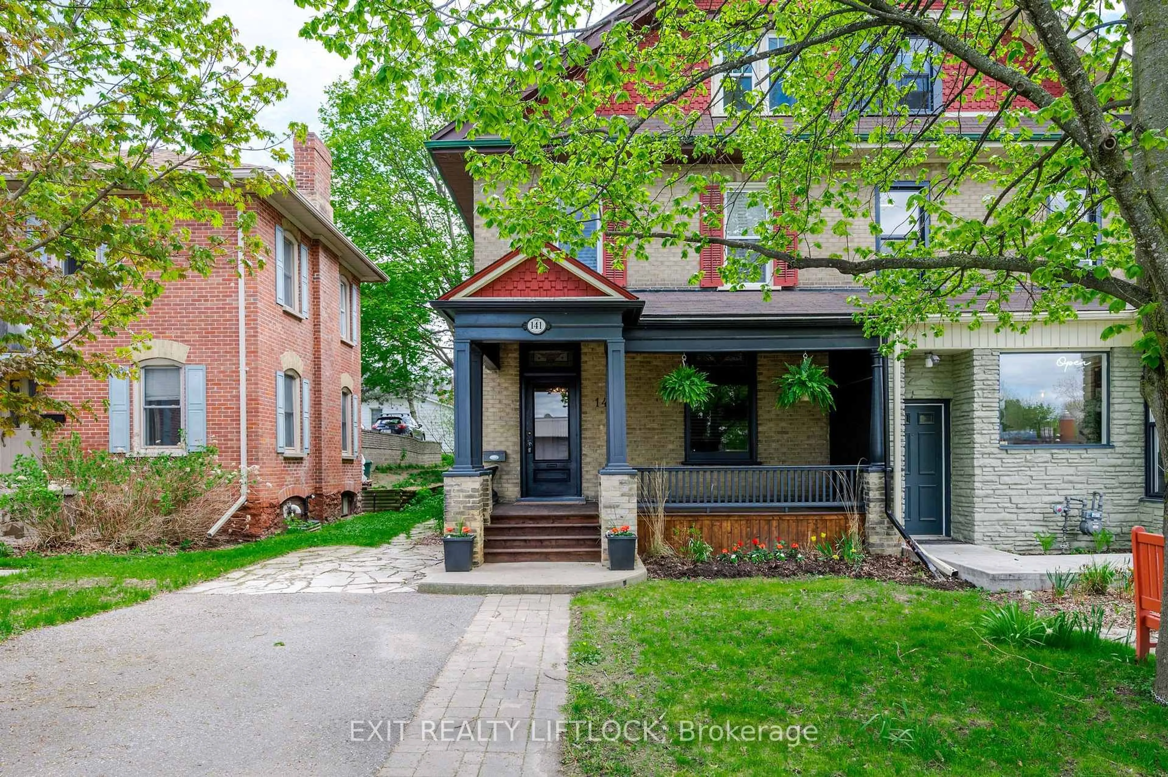 Home with brick exterior material, street for 141 Hunter St, Peterborough Ontario K9H 1G7