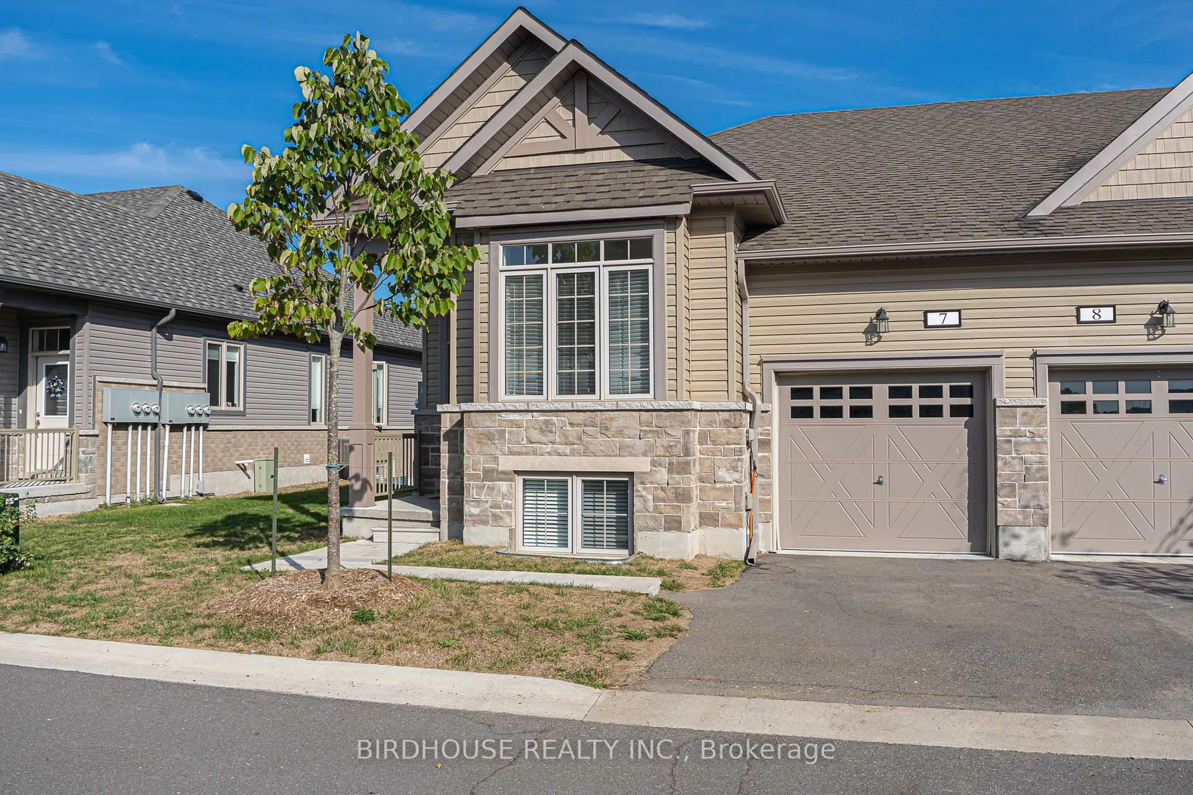 Unknown for 17 Lakewood Cres #7, Kawartha Lakes Ontario K0M 1A0