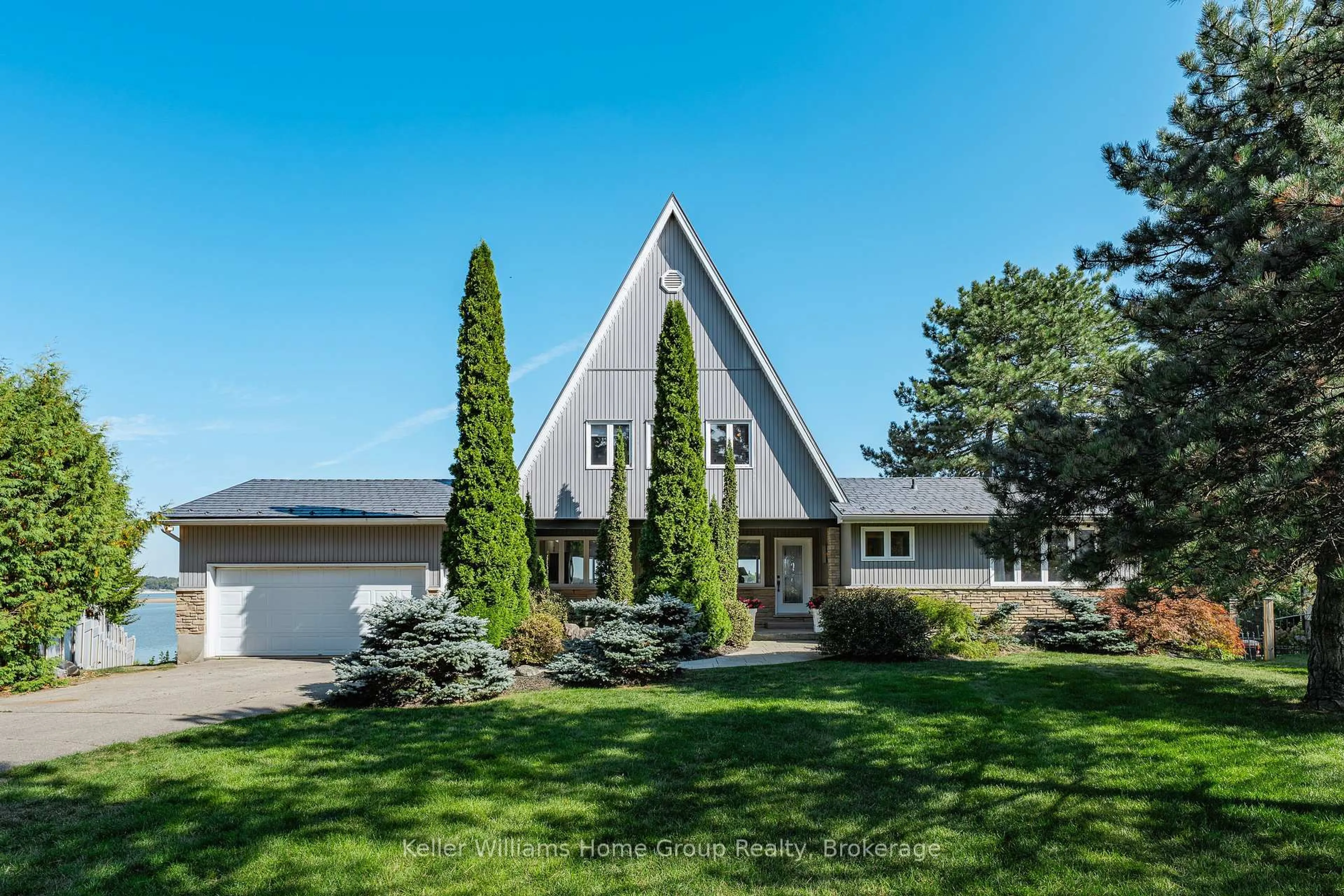Home with vinyl exterior material, unknown for 137 RENNIE Blvd, Centre Wellington Ontario N1M 2W4