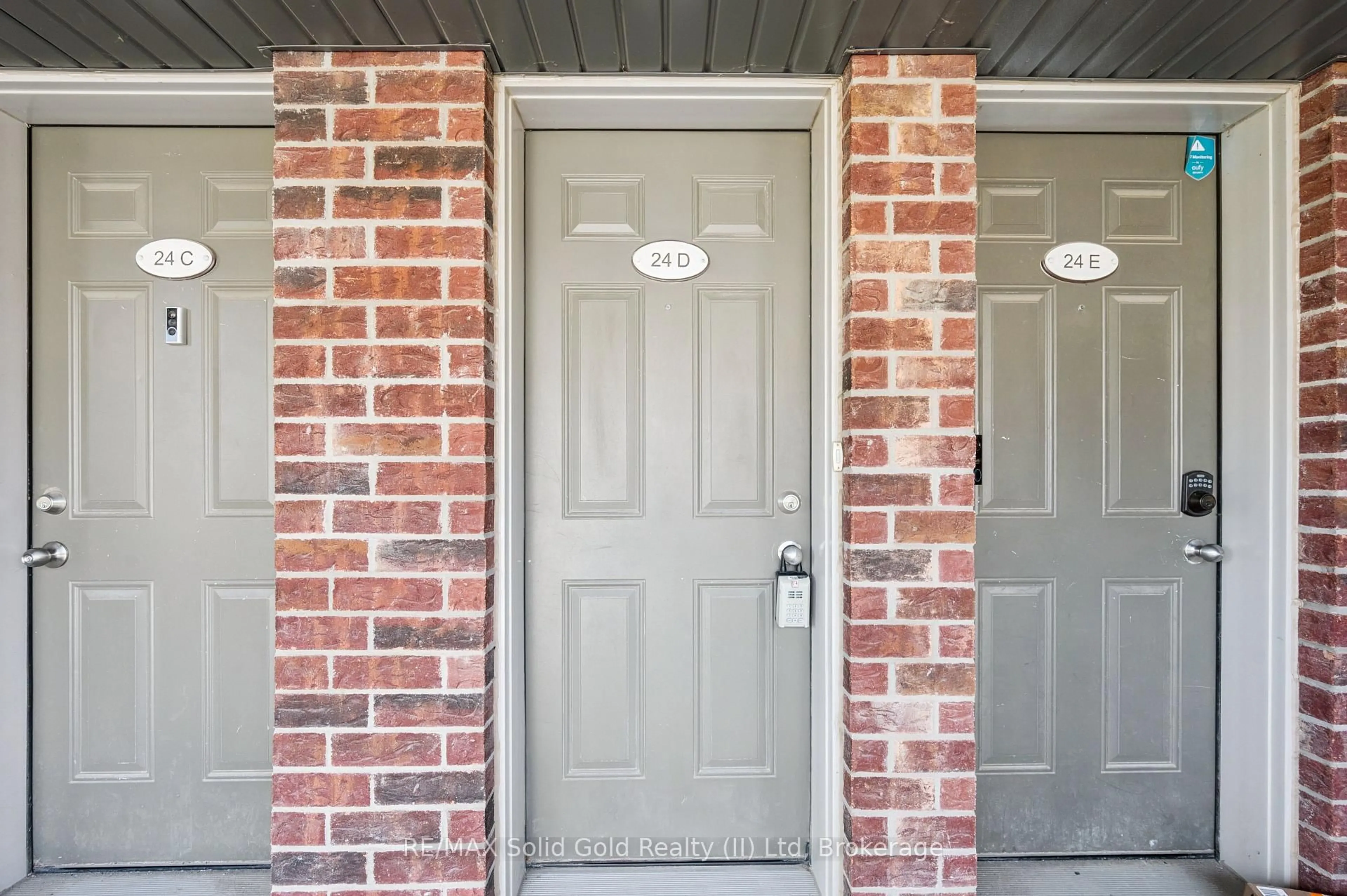 Unknown for 24 Sienna St #D, Kitchener Ontario N2R 0H6
