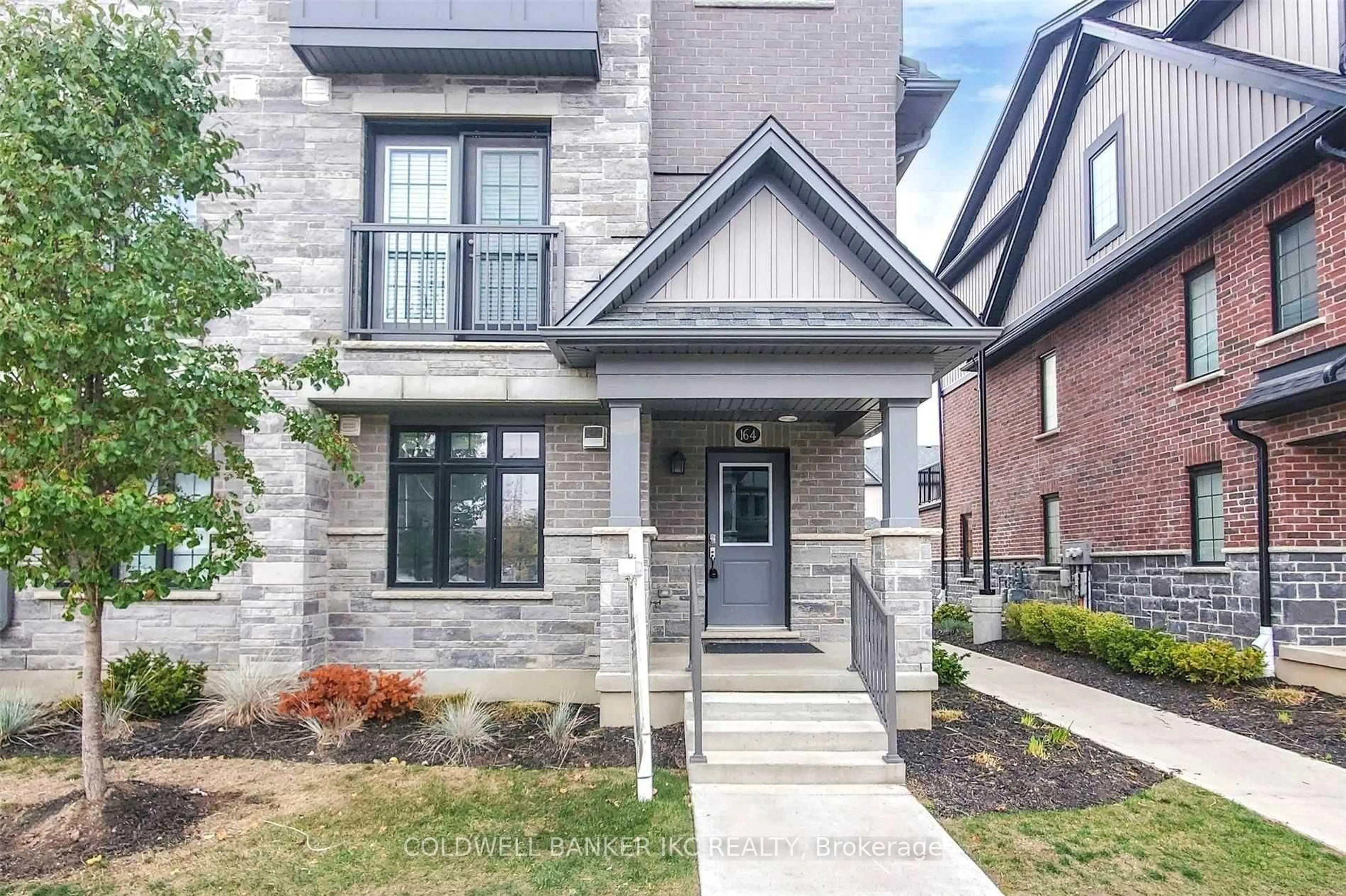 Home with brick exterior material, street for 164 South Creek Dr #84, Kitchener Ontario N2P 0E1
