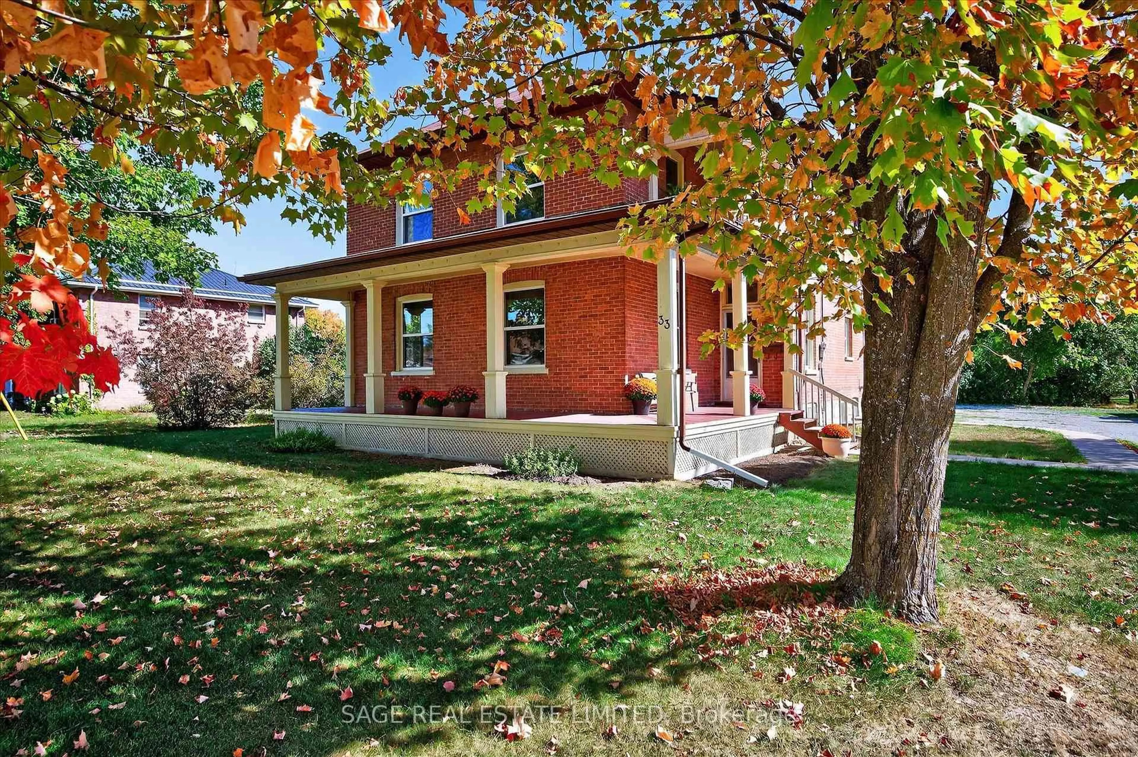 Home with brick exterior material, street for 33 John St, Kawartha Lakes Ontario K0M 1A0