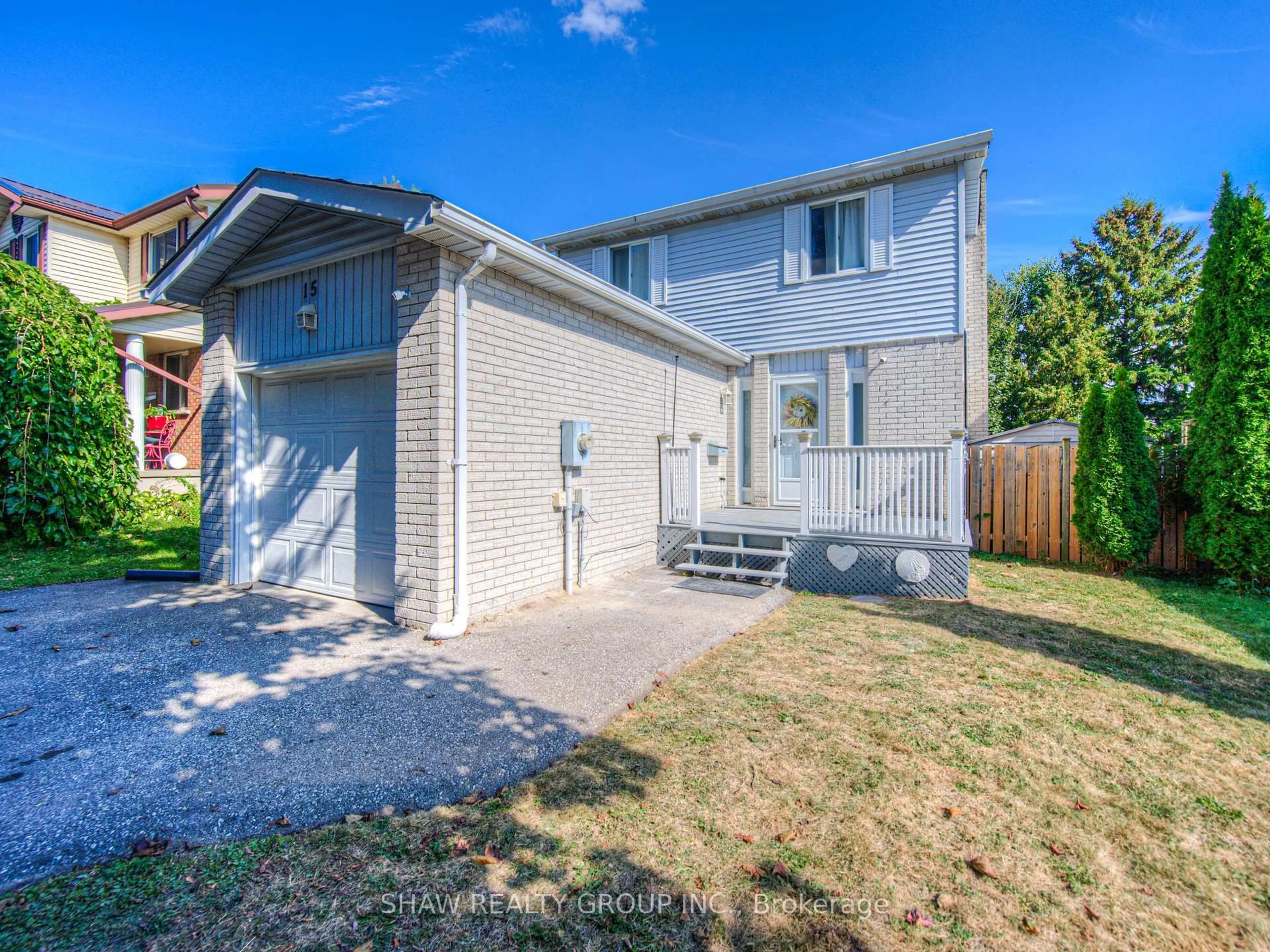 Home with brick exterior material, street for 15 Glendan Crt, Cambridge Ontario N1R 7N4