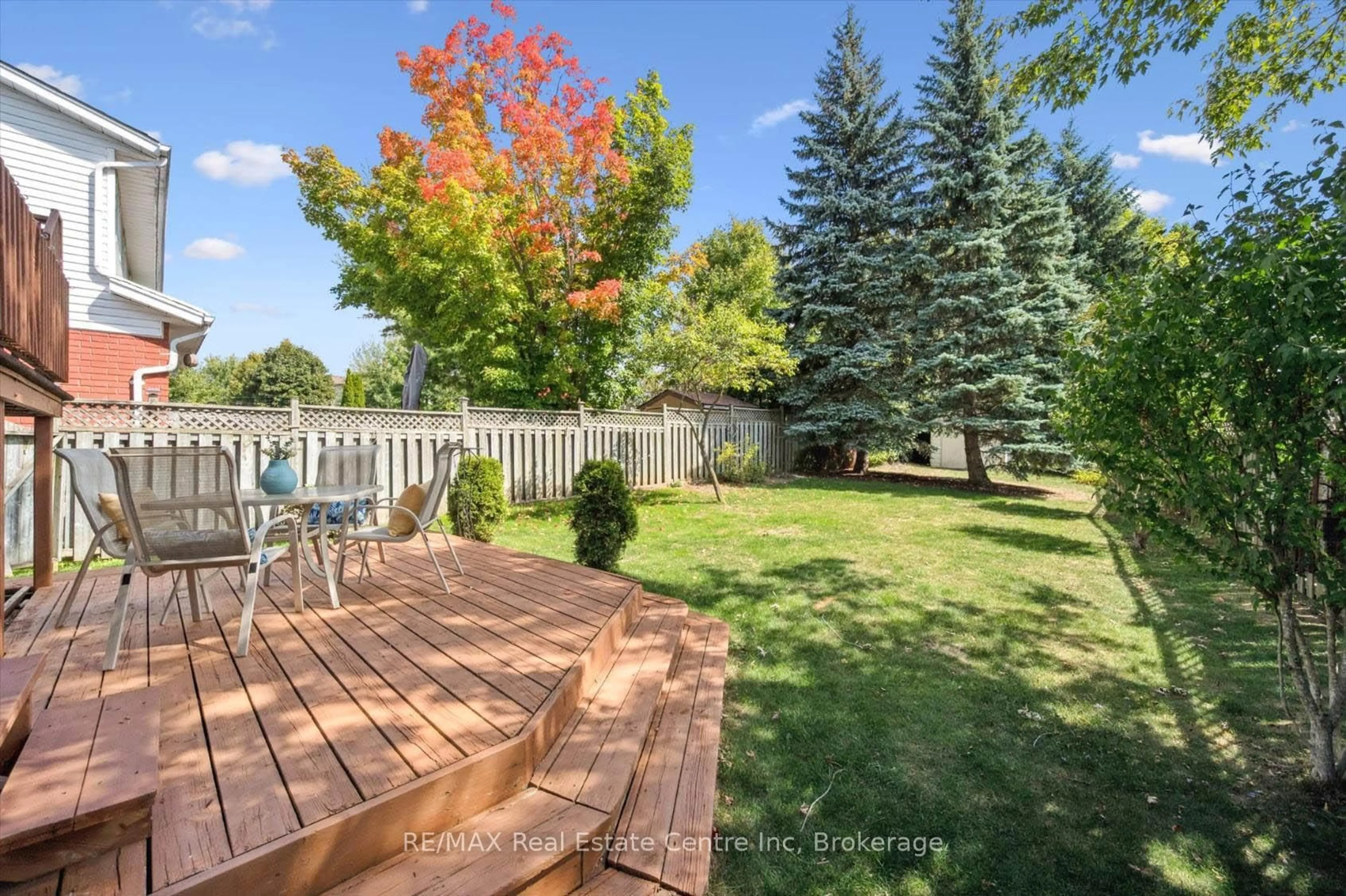 Patio, unknown for 45 Chesterton Lane, Guelph Ontario N1E 6S8