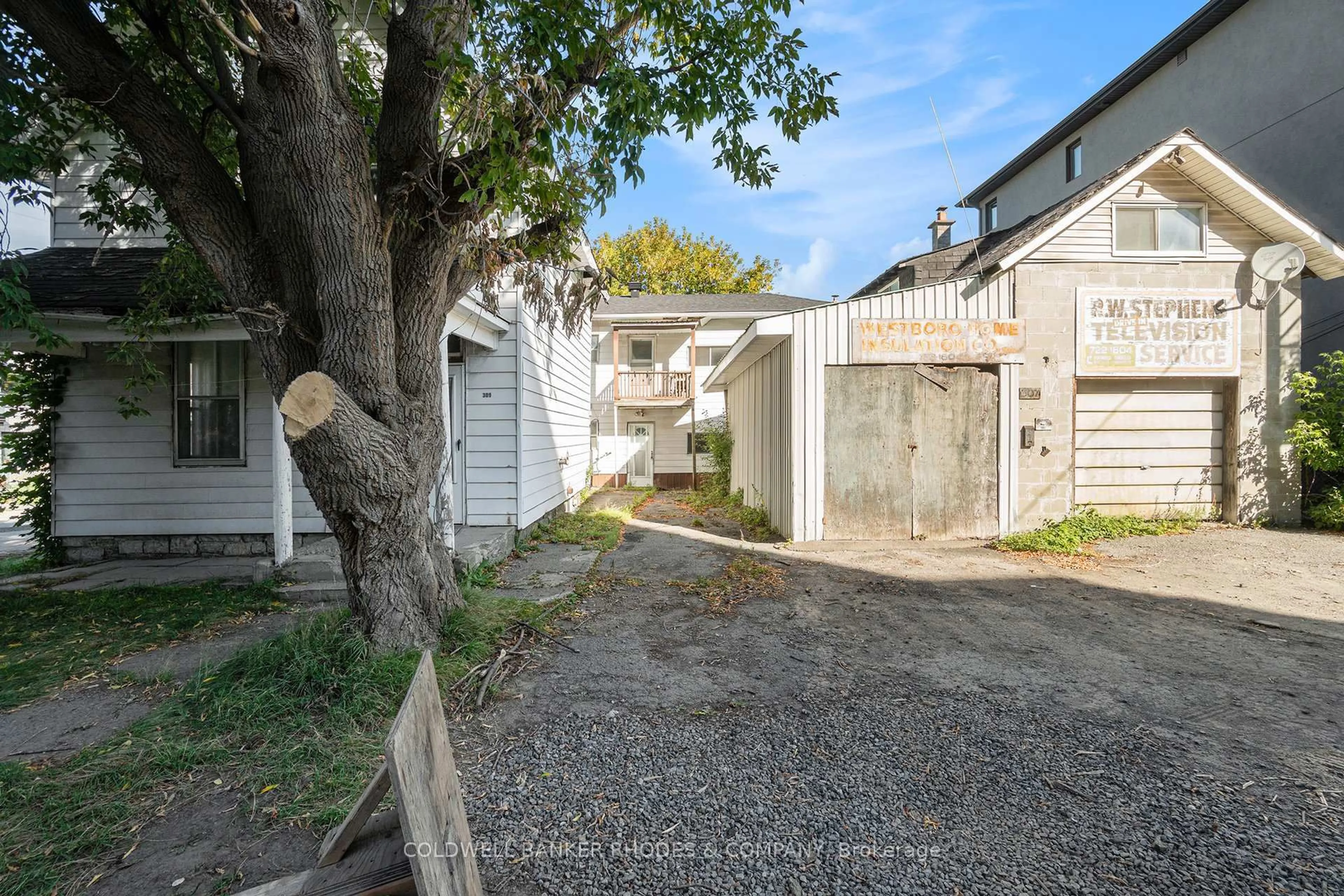 Unknown for 309 Picton Ave, Ottawa Ontario K1Z 6V4