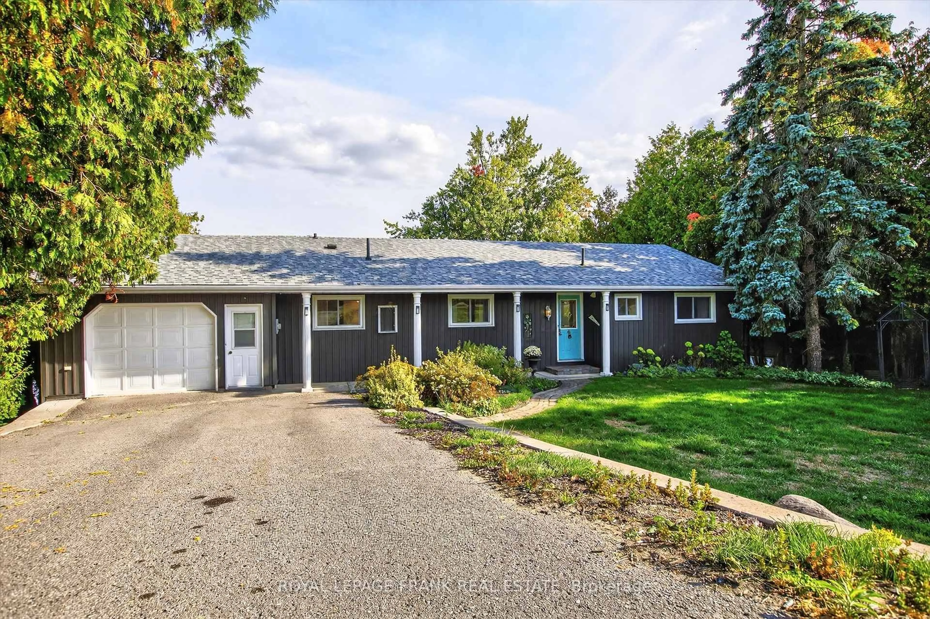Home with vinyl exterior material, street for 257 Arnott Dr, Selwyn Ontario K0L 1T0
