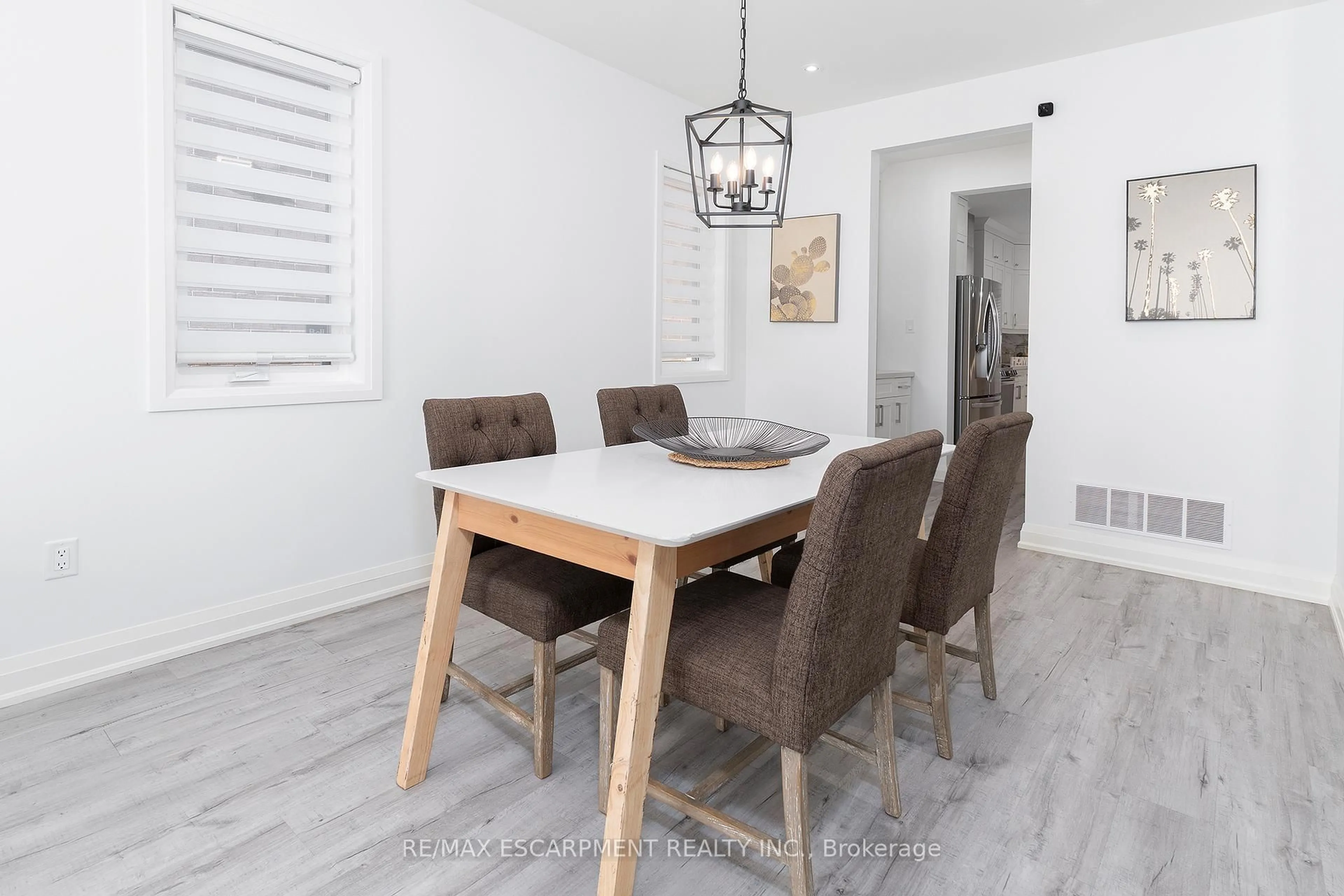 Dining room, unknown for 388 KLEIN Circ, Hamilton Ontario L9G 3K9