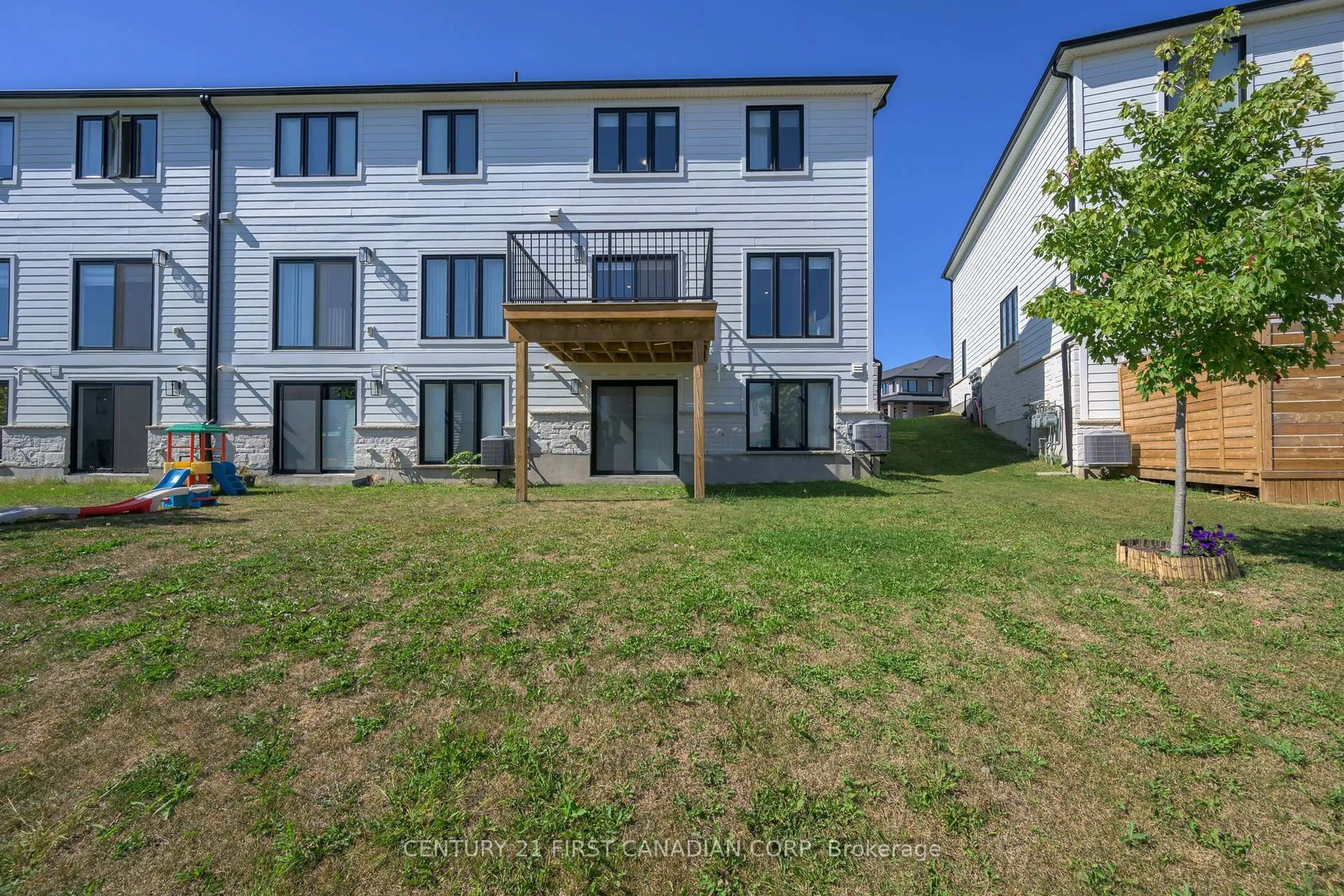 Patio, unknown for 3612 Southbridge Ave, London South Ontario N6L 0G5