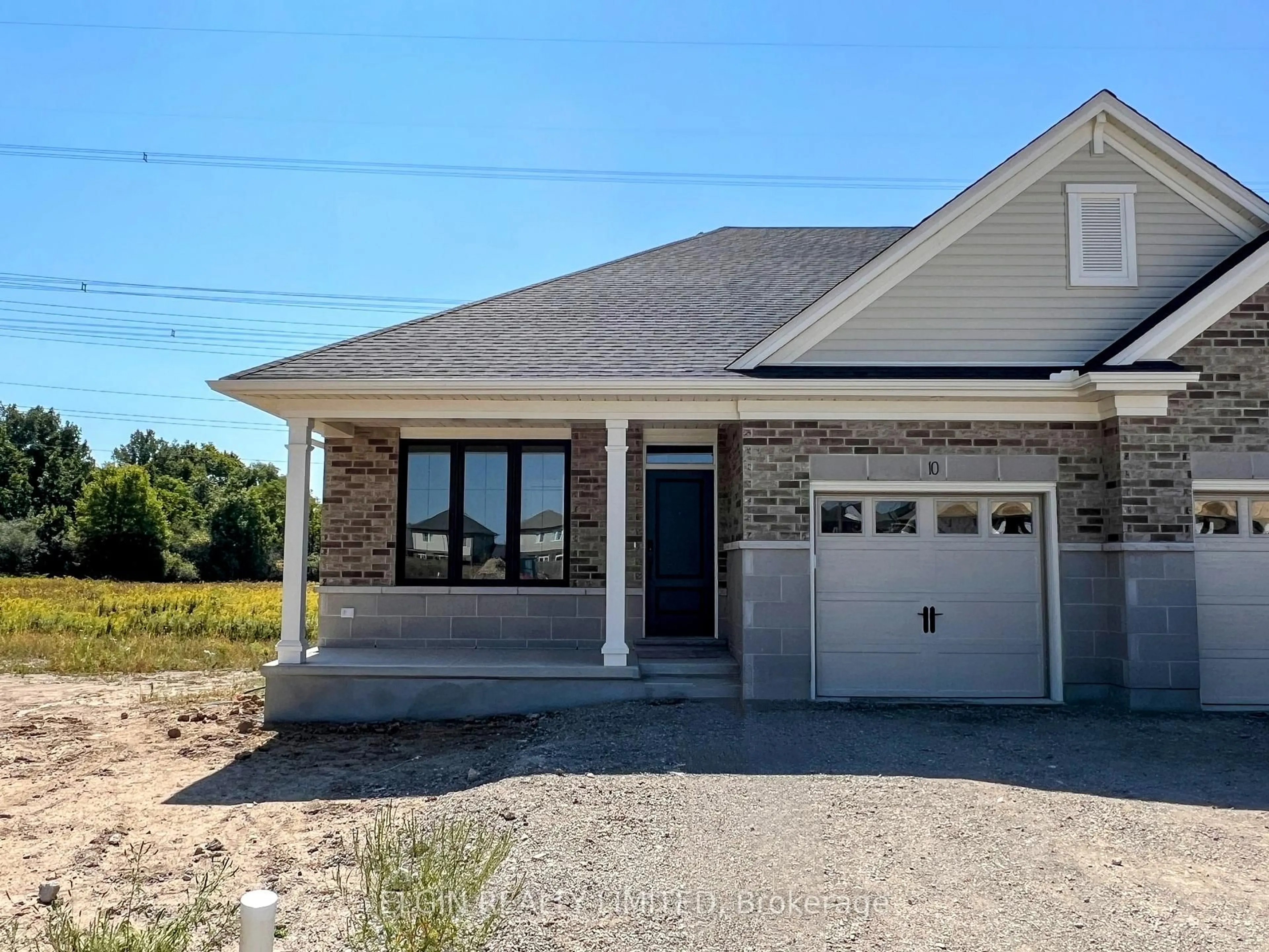 Home with brick exterior material, building for 10 Columbus Crt, Central Elgin Ontario N5P 0E5