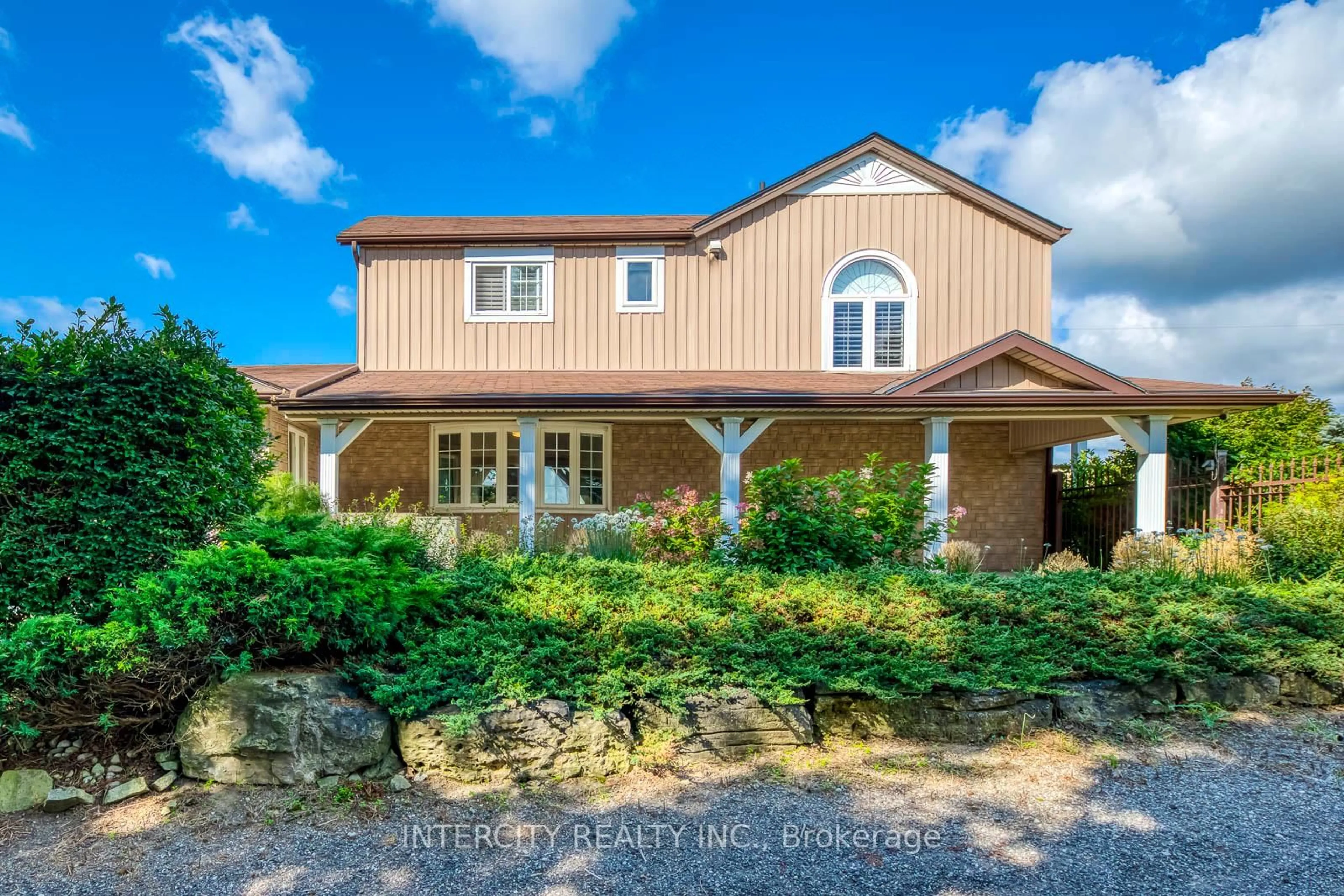 Unknown for 2764 Governors Rd, Hamilton Ontario L0R 1T0