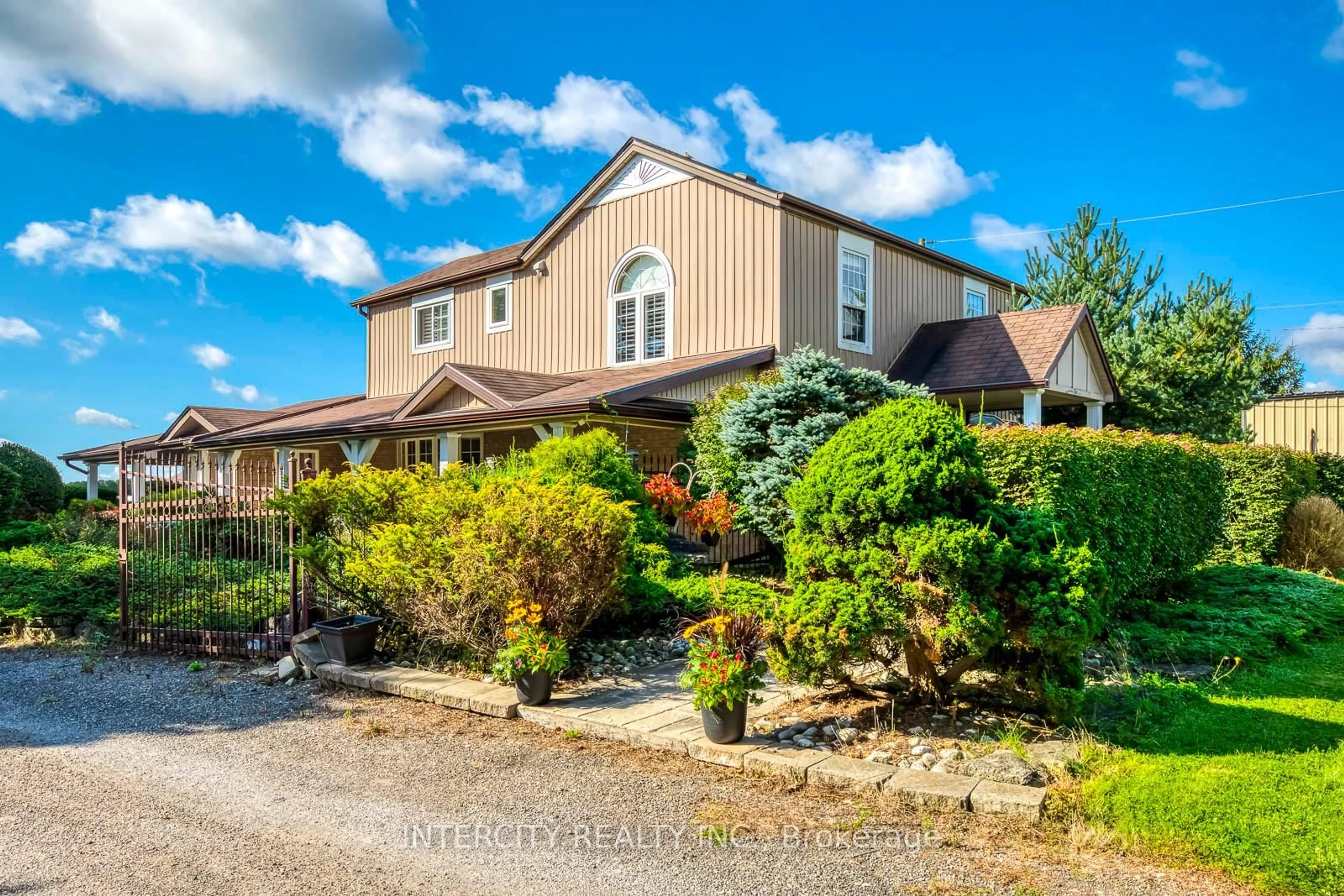 Unknown for 2764 Governors Rd, Hamilton Ontario L0R 1T0
