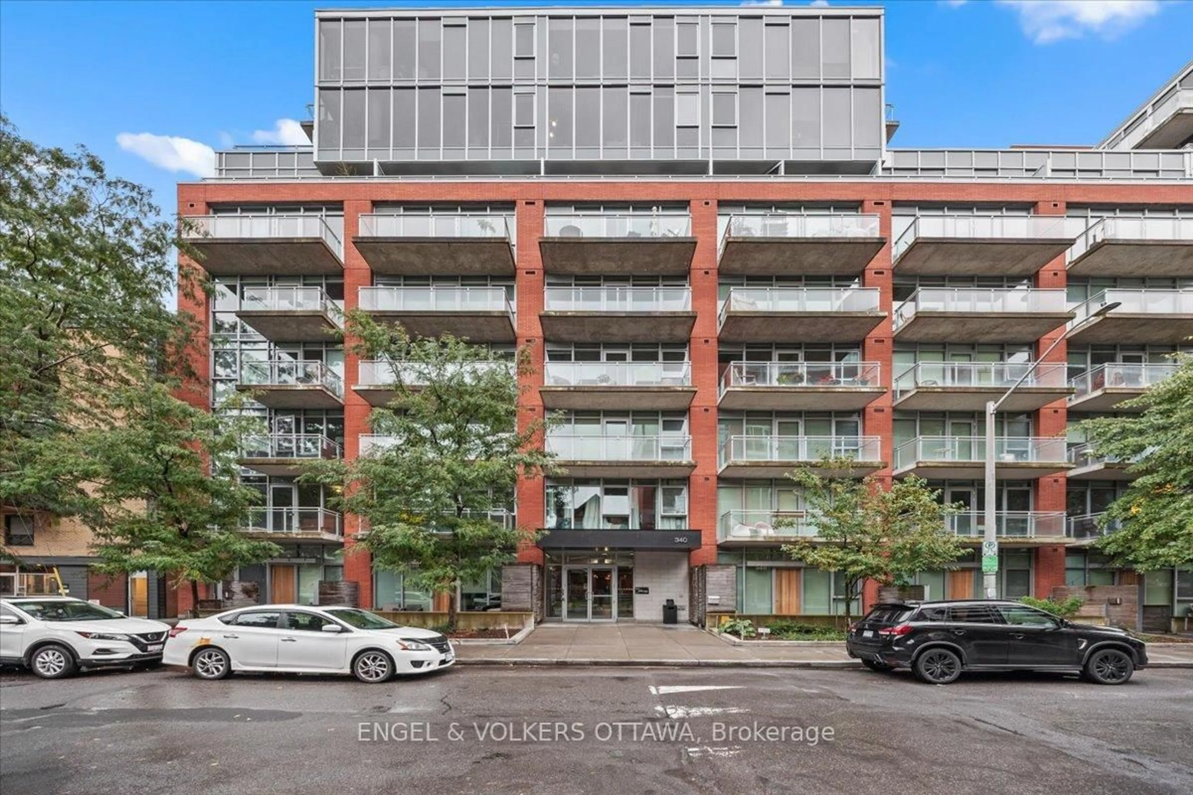Unknown for 340 McLeod St #940, Ottawa Ontario K2P 1A4