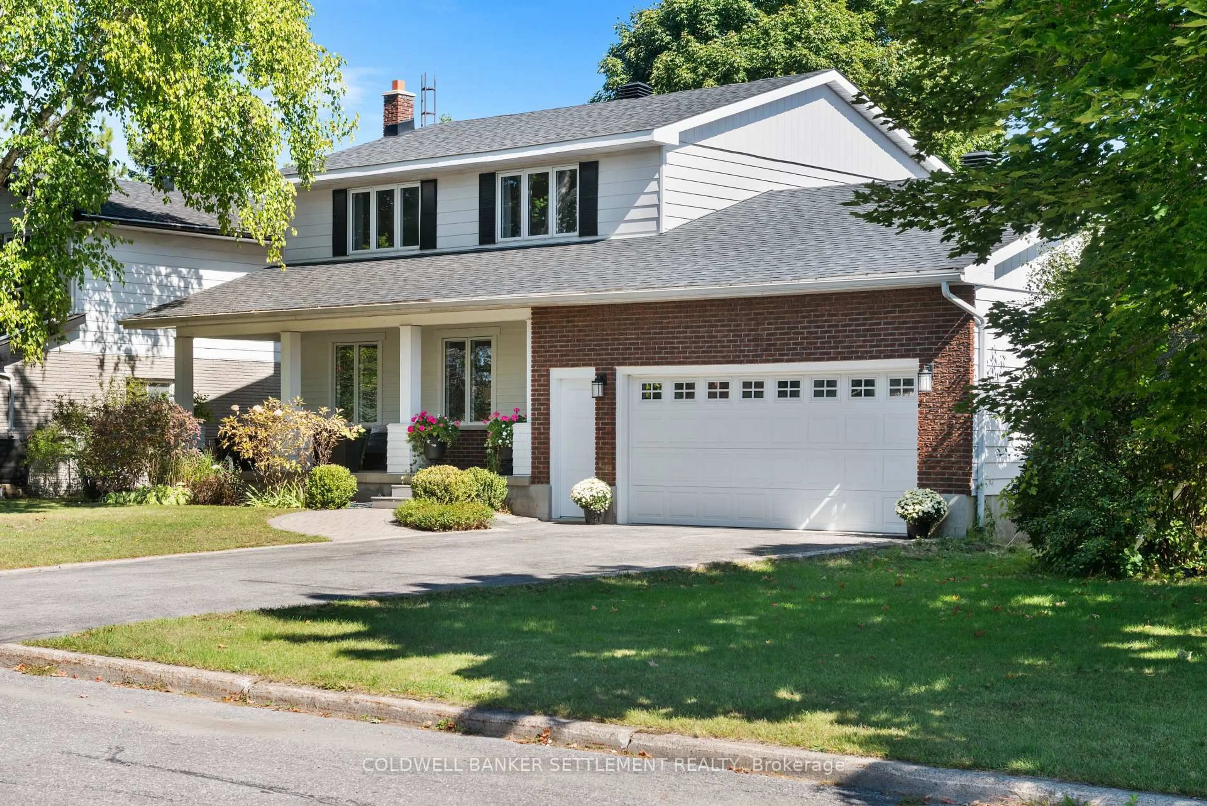 Home with brick exterior material, street for 11 Scott Cres, Perth Ontario K7H 3J4