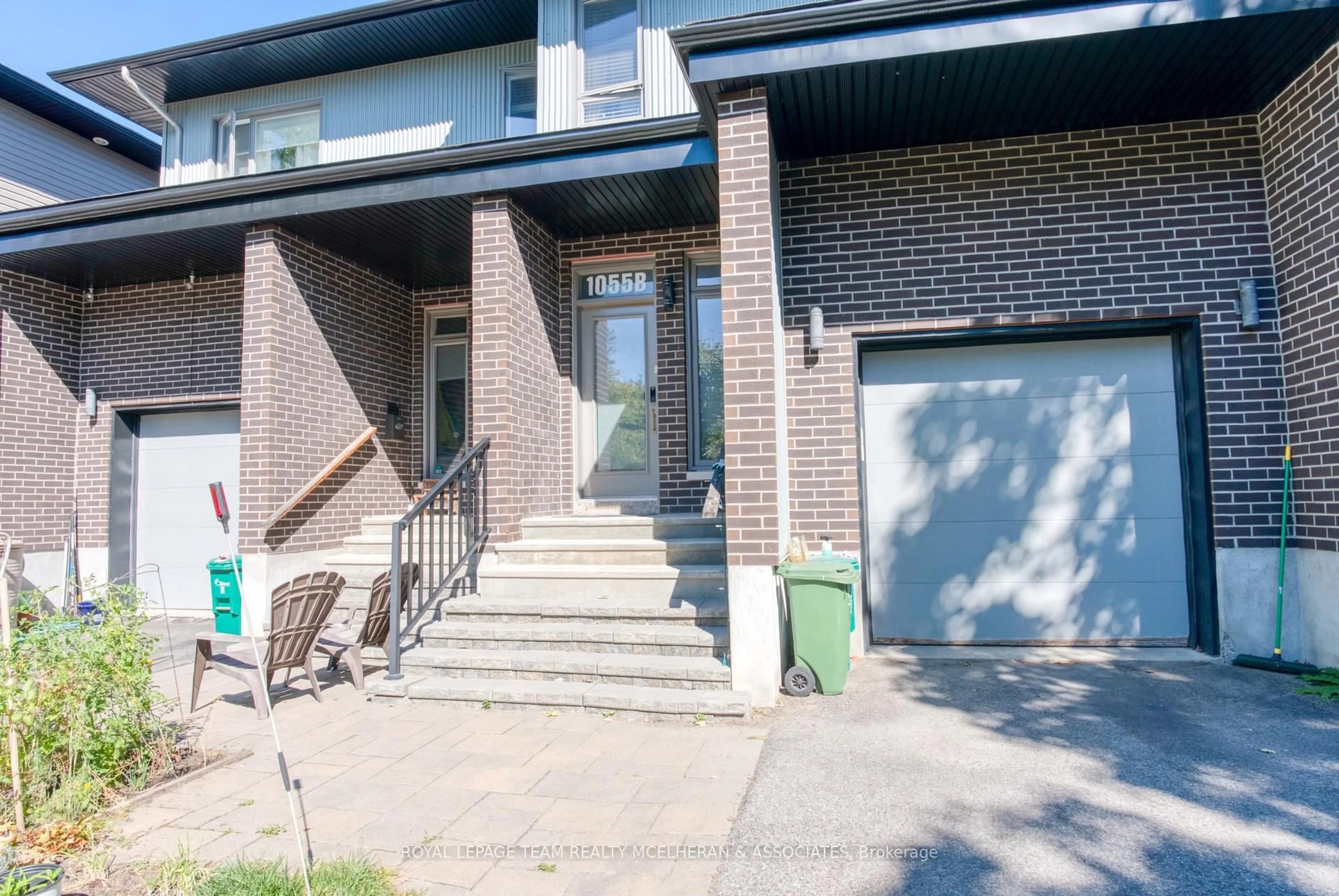 Home with brick exterior material, street for 1055 Secord Ave, Ottawa Ontario K1H 8C7