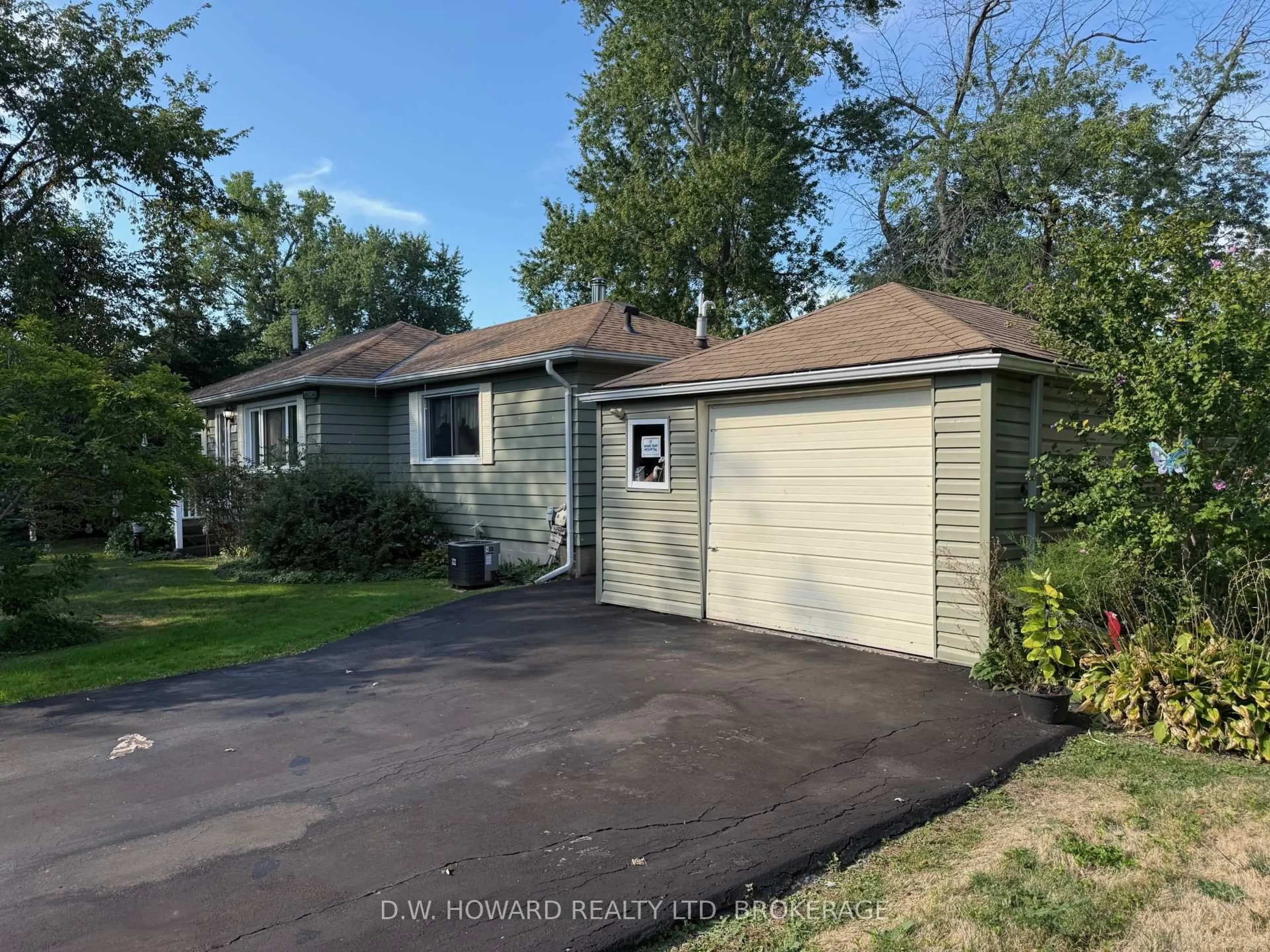 Unknown for 671 Parkdale Ave, Fort Erie Ontario L2A 5B5