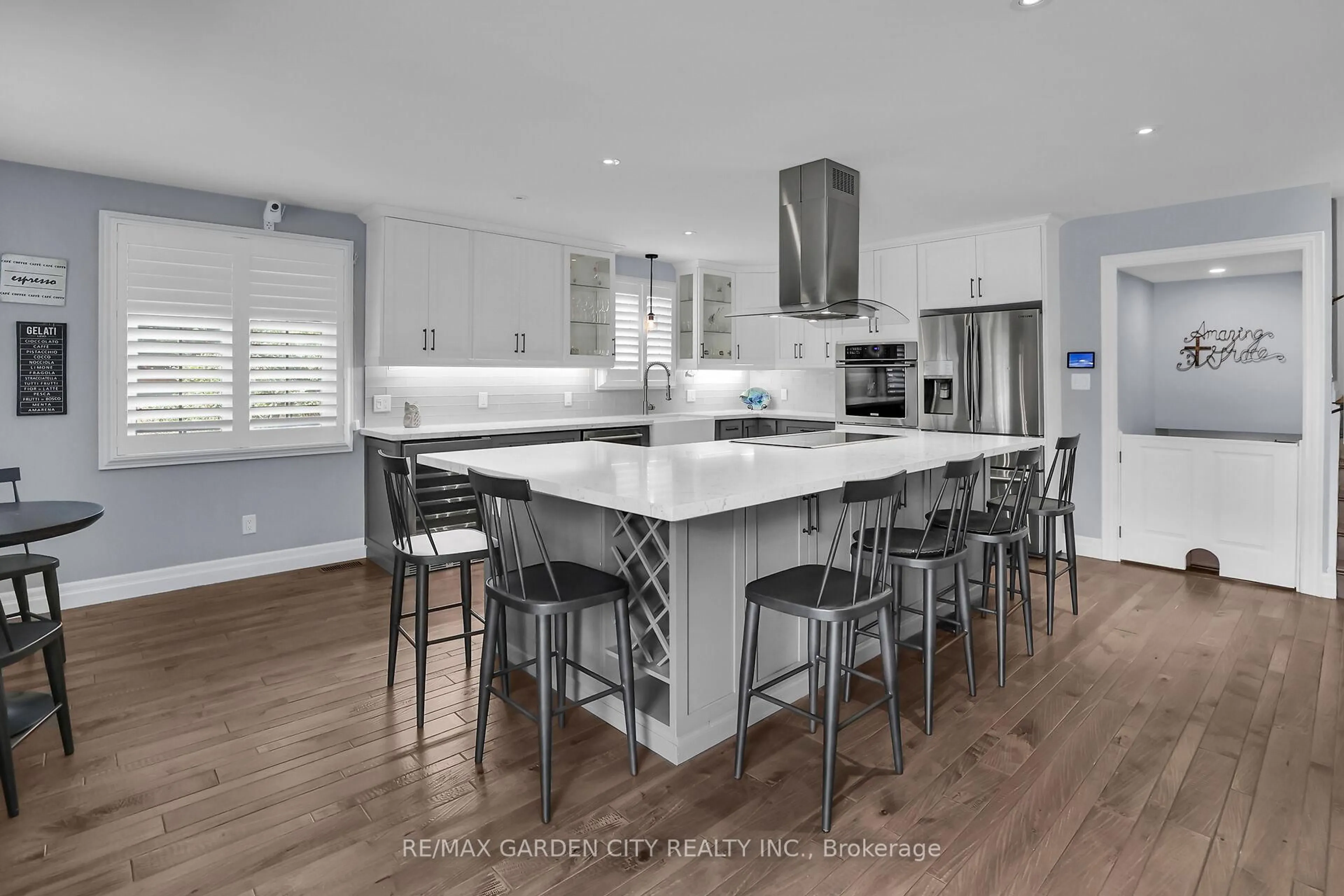 Contemporary kitchen, unknown for 329 Central Ave, Grimsby Ontario L3M 4V9