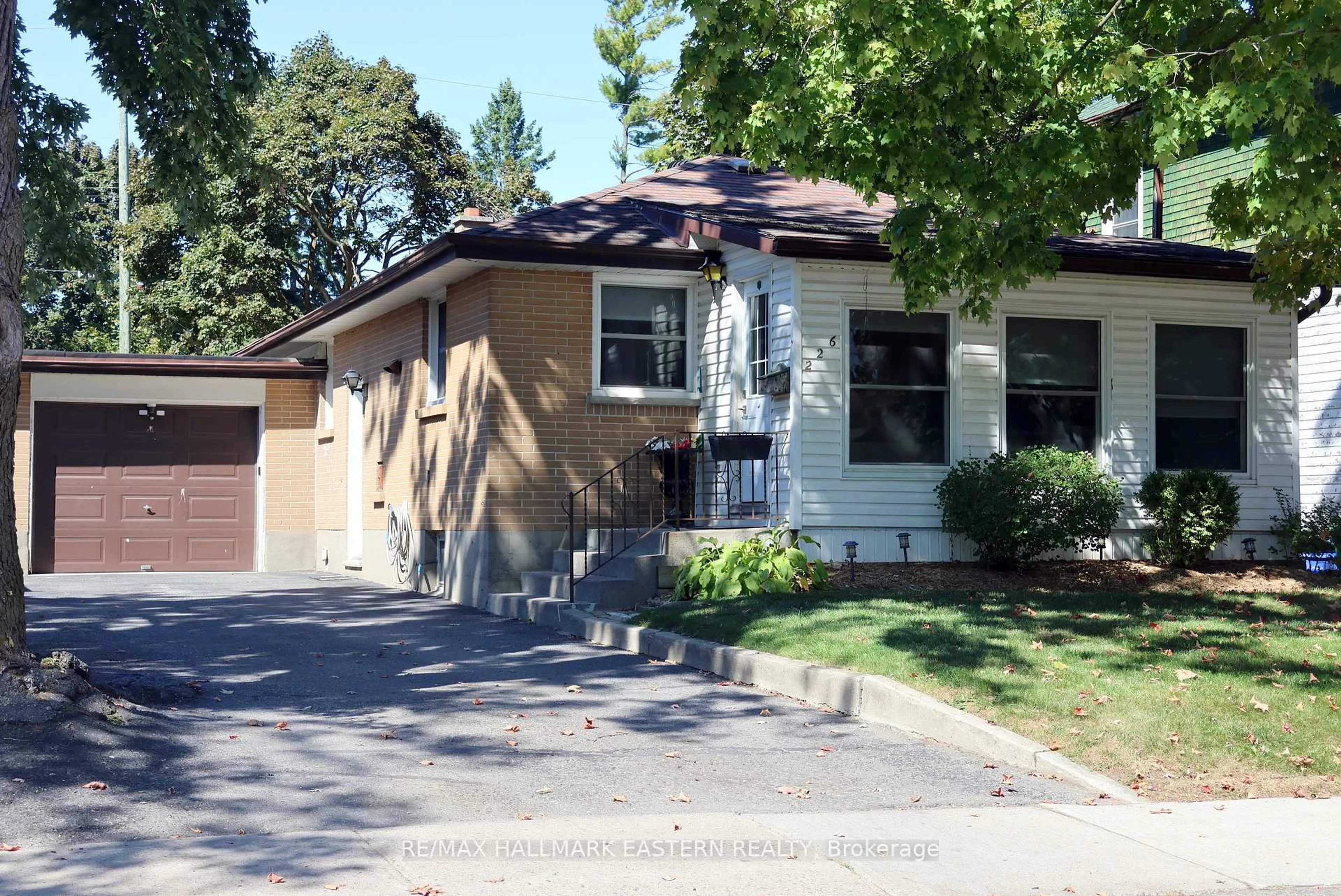 Home with brick exterior material, street for 226 Lee St, Peterborough Ontario K9H 5N9