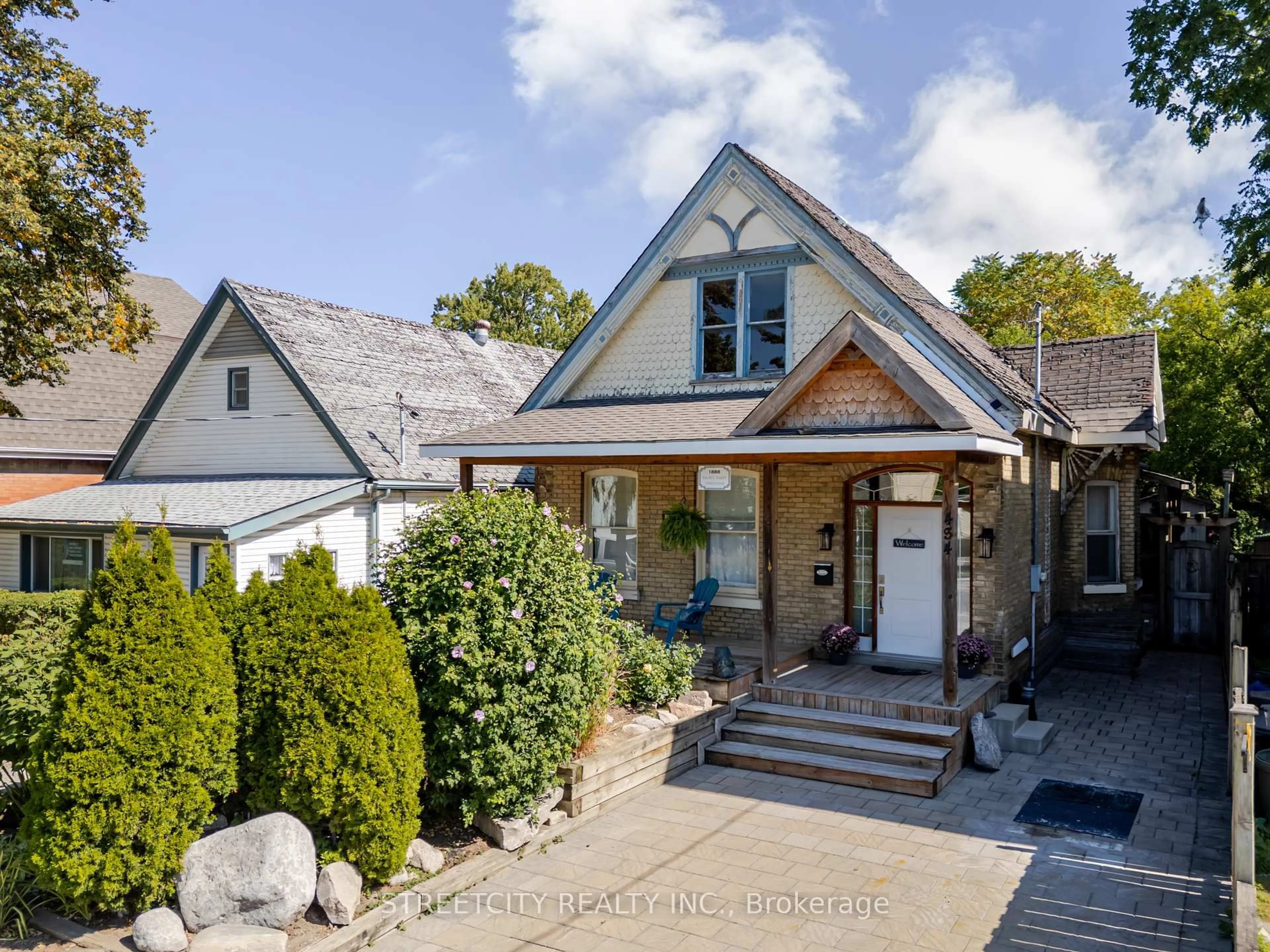 Home with brick exterior material, street for 434 English St, London East Ontario N5W 3T5