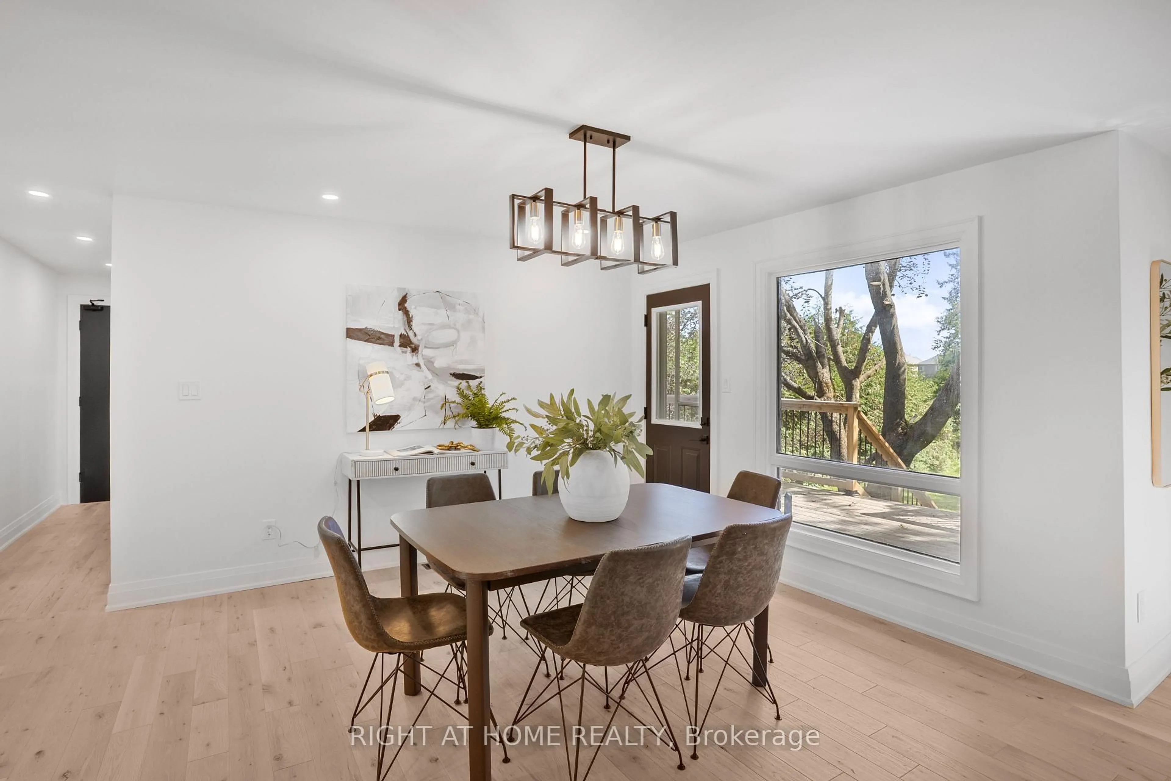 Dining room, unknown for 221 Victoria St, Southgate Ontario N0C 1B0