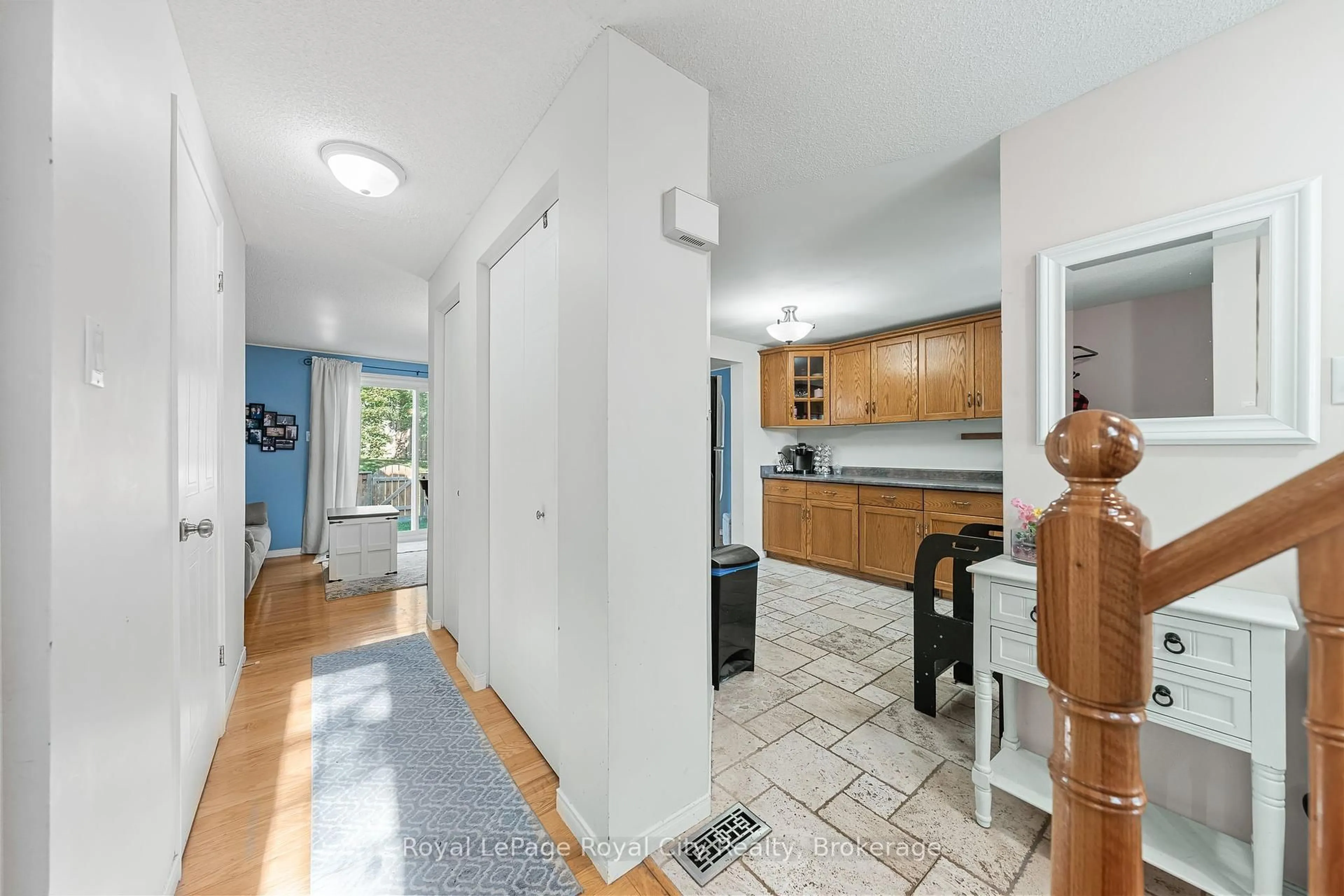 Unknown for 129 Victoria Rd #16, Guelph Ontario N1E 6V3