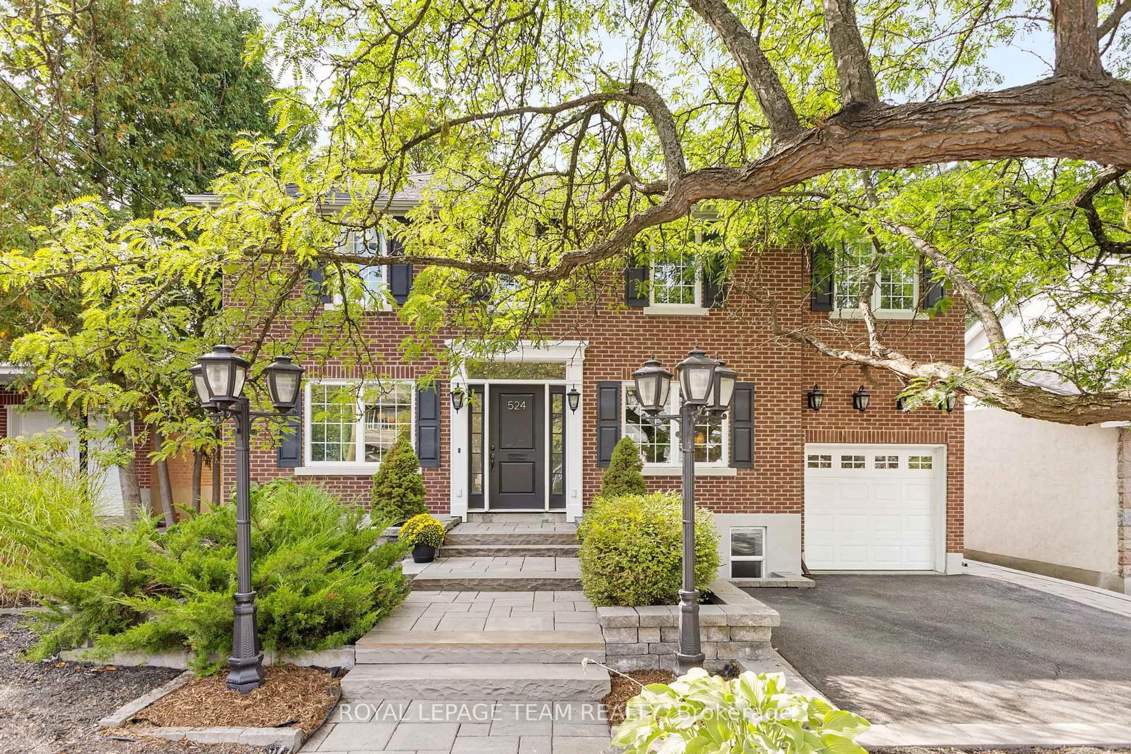 Home with brick exterior material, street for 524 Broadview Ave, Ottawa Ontario K2A 2L4