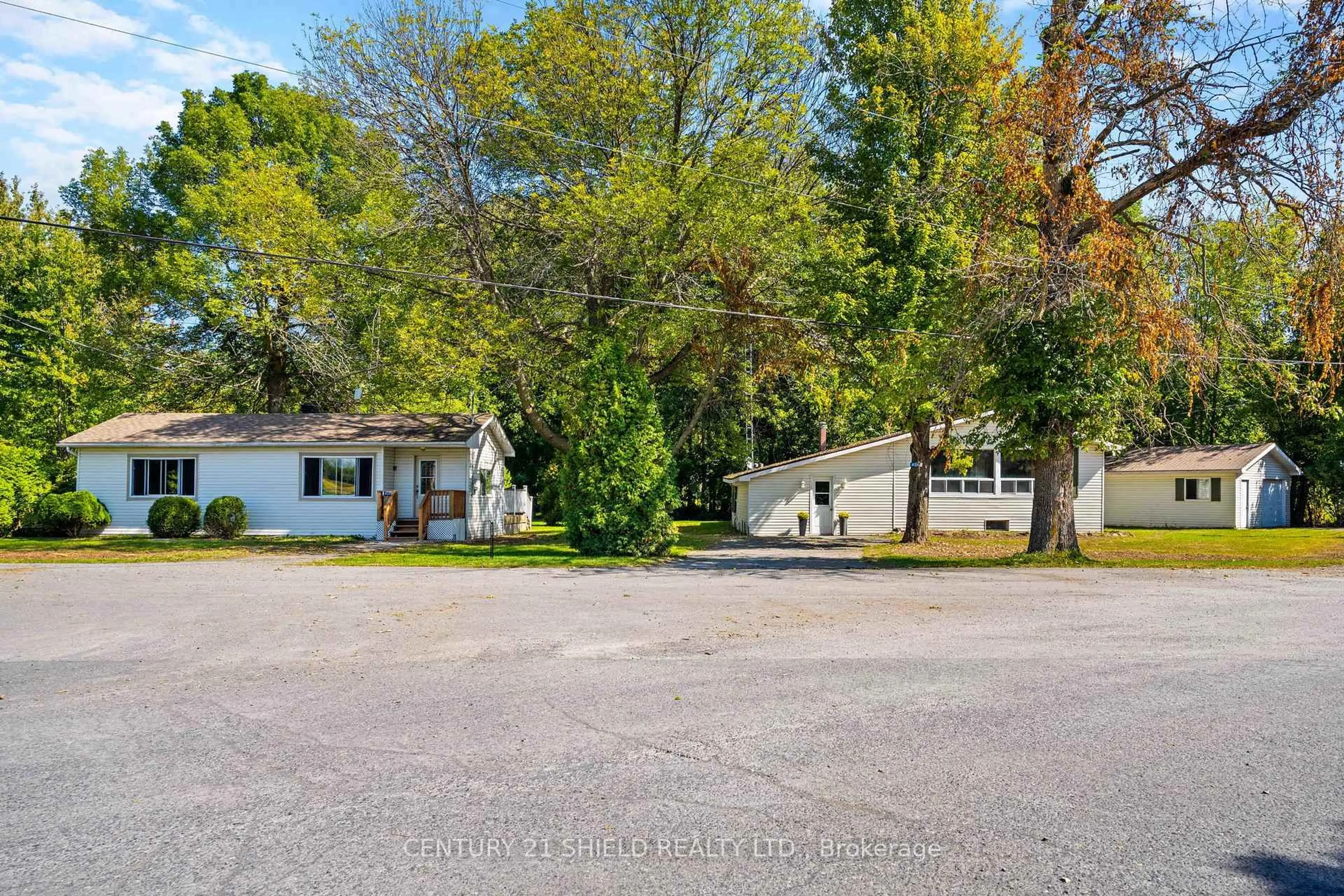 Patio, street for 6261 - 911 - 62 67th Ave, South Glengarry Ontario K0C 1N0