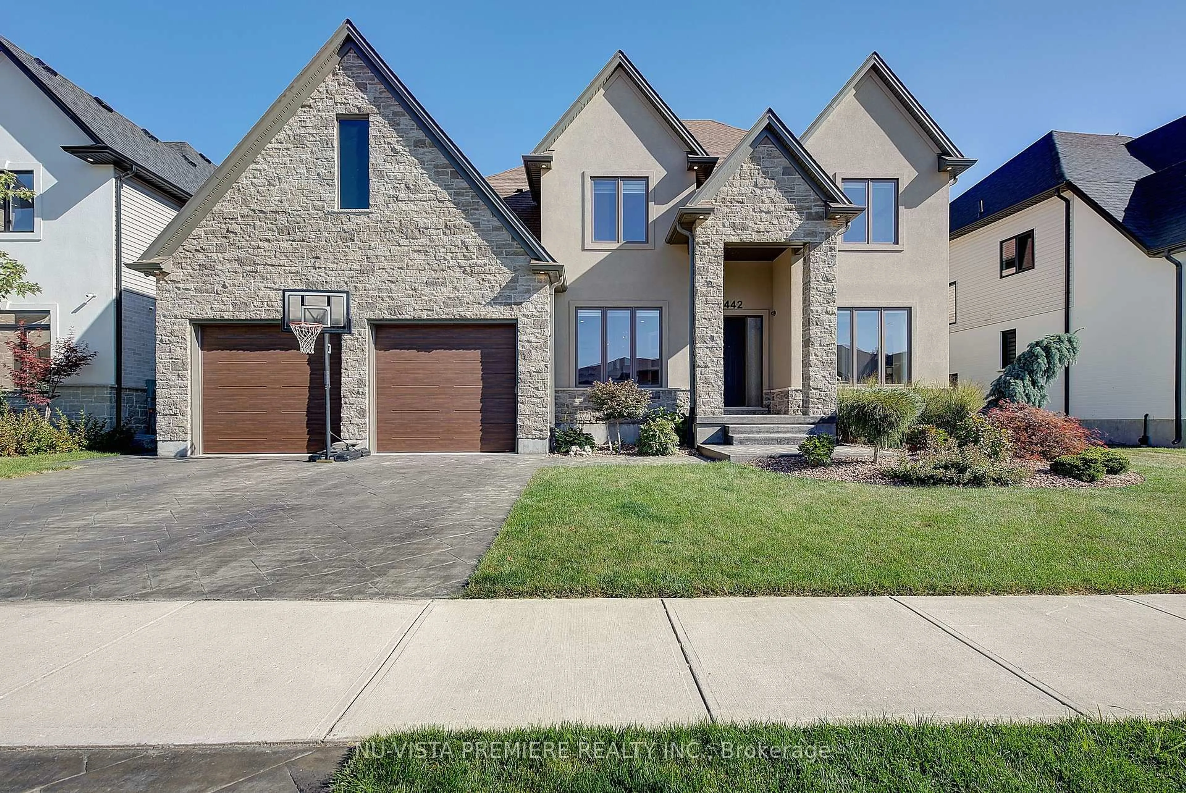 Home with brick exterior material, street for 7442 SILVER CREEK Cres, London South Ontario N6P 0G6