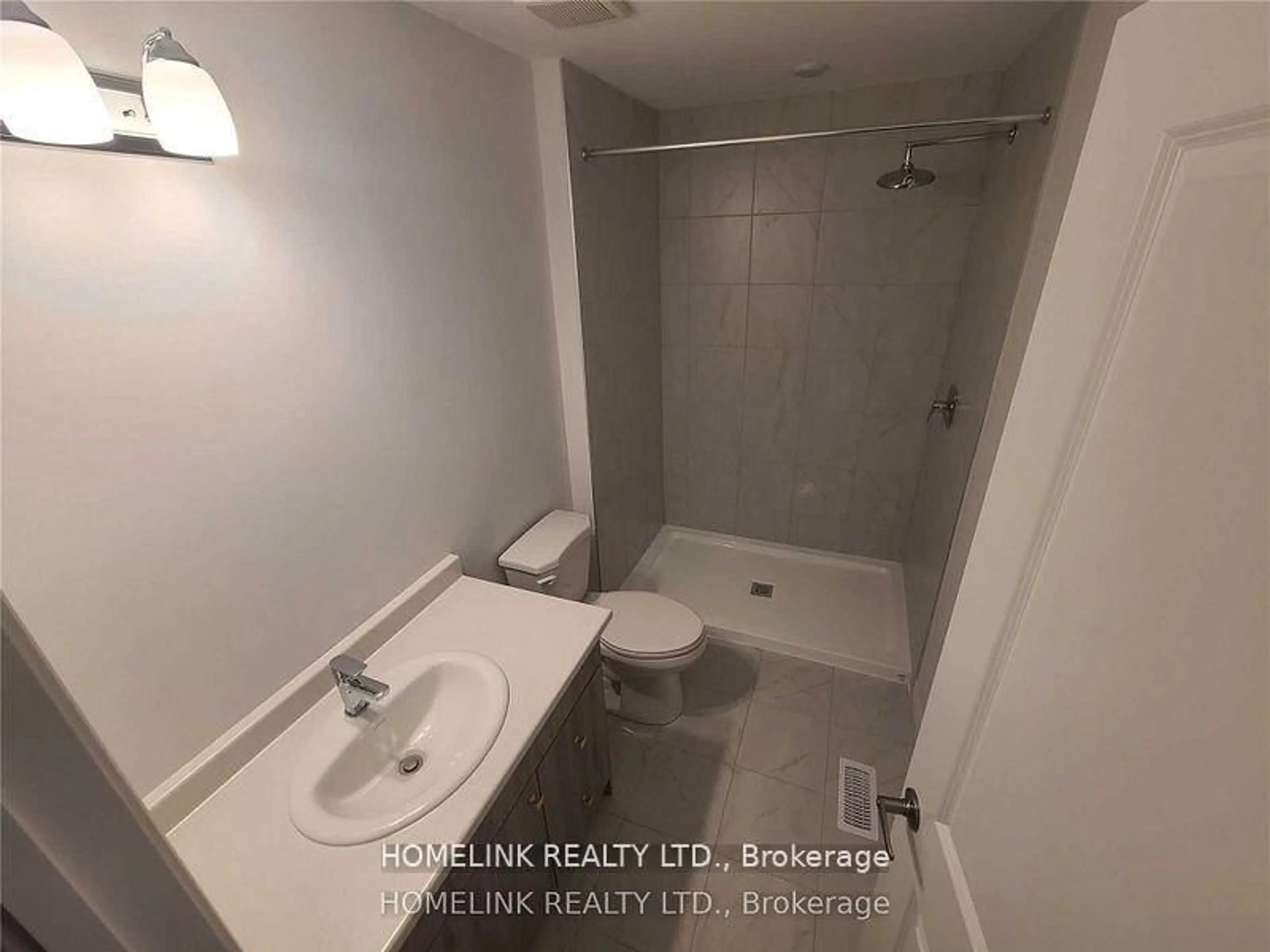 A pic of a room for 61 Soho St #121, Hamilton Ontario L8J 2R5