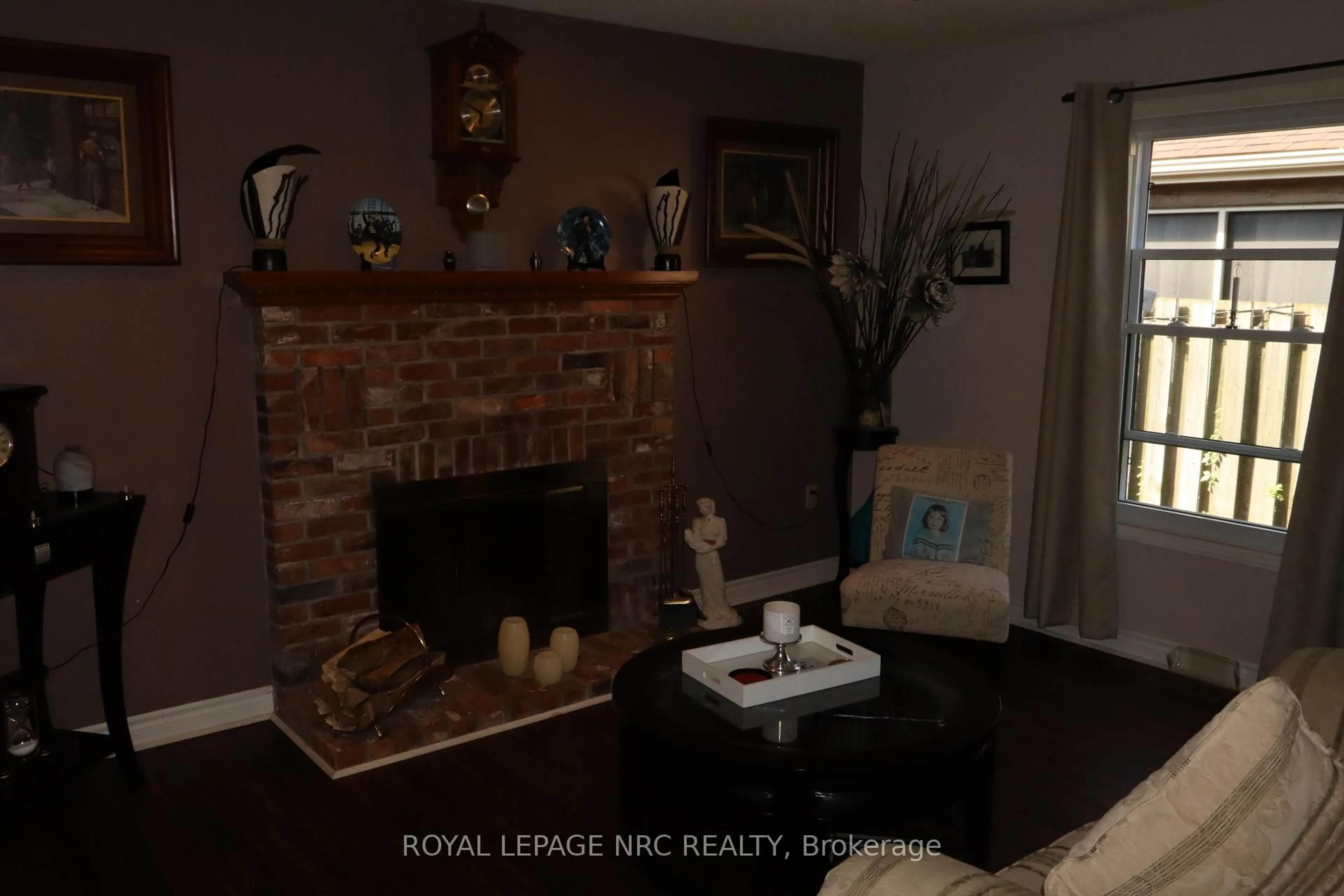 A pic of a room for 6164 Crimson Dr, Niagara Falls Ontario L2G 7S4