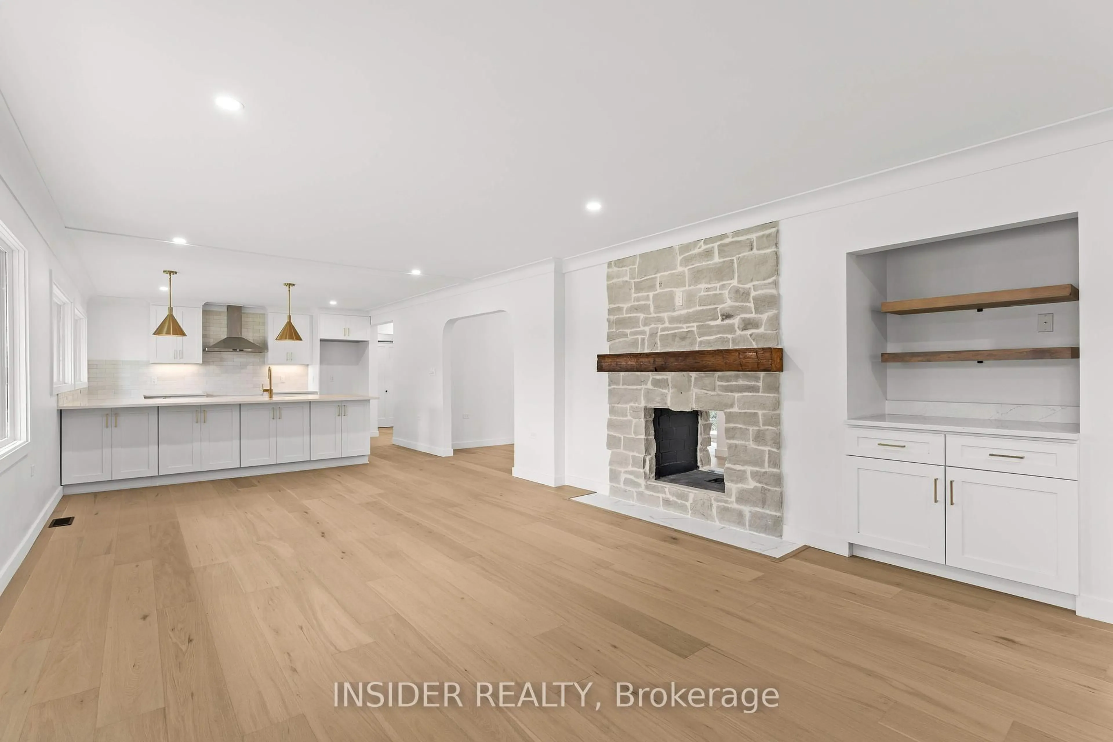 Unknown for 1802 Sydenham Rd, Kingston Ontario K7L 4V4