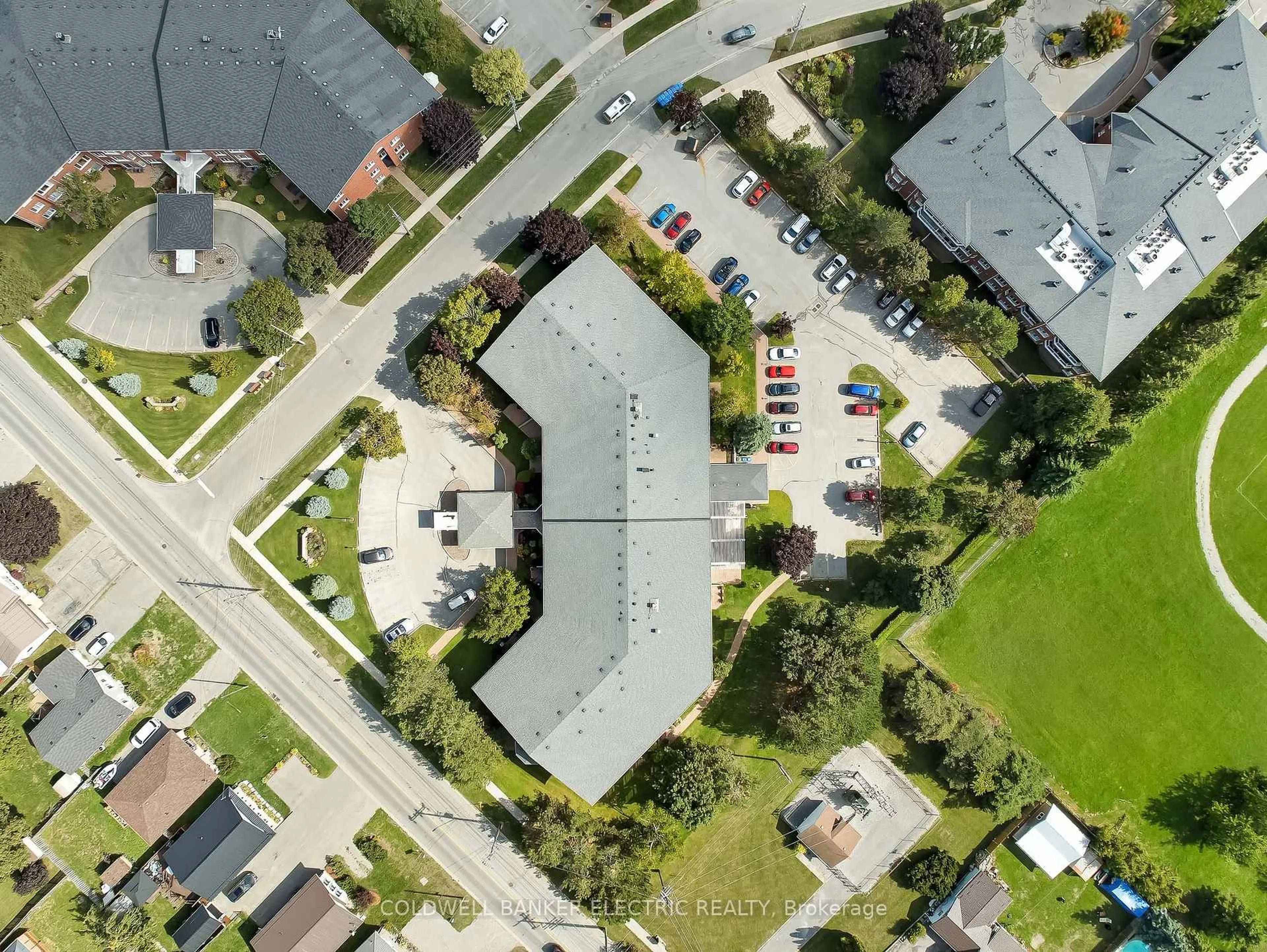A pic from outside/outdoor area/front of a property/back of a property/a pic from drone, street for 1 Heritage Way #301, Kawartha Lakes Ontario K9V 5P9