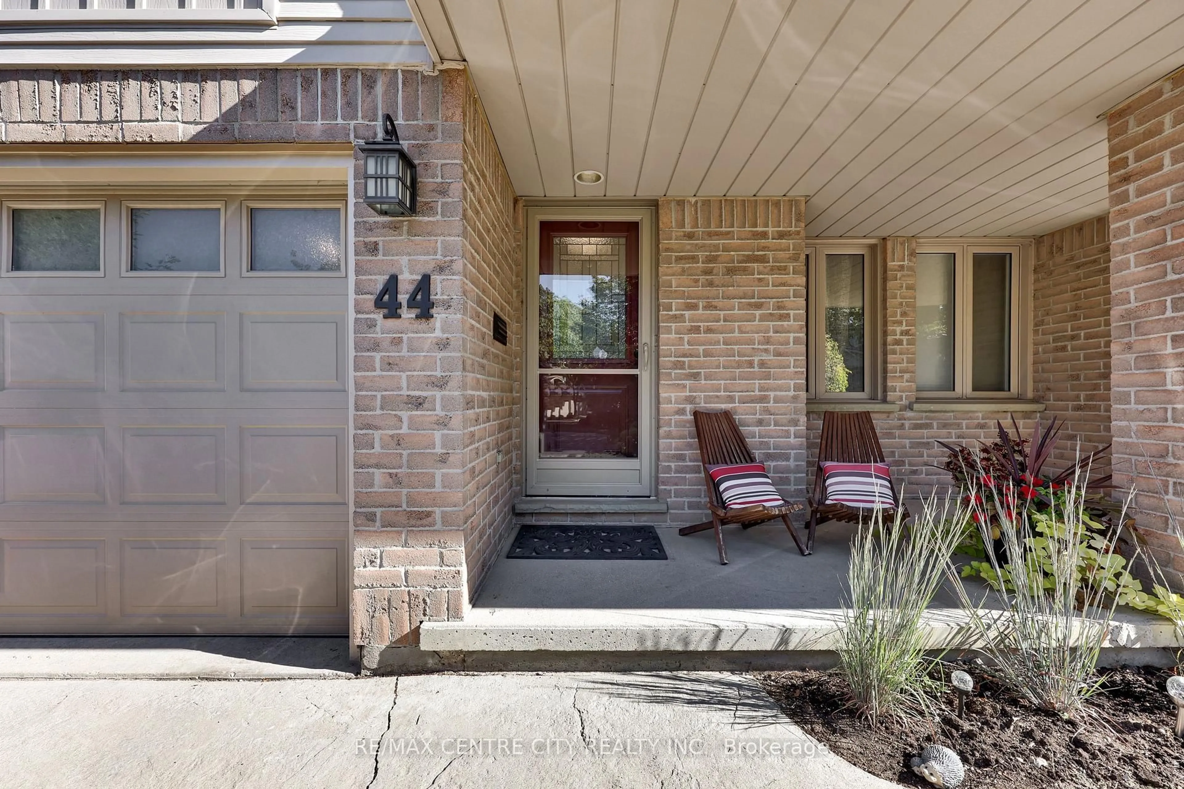 Home with brick exterior material, street for 70 Glenroy Rd #44, London South Ontario N5Z 4W9