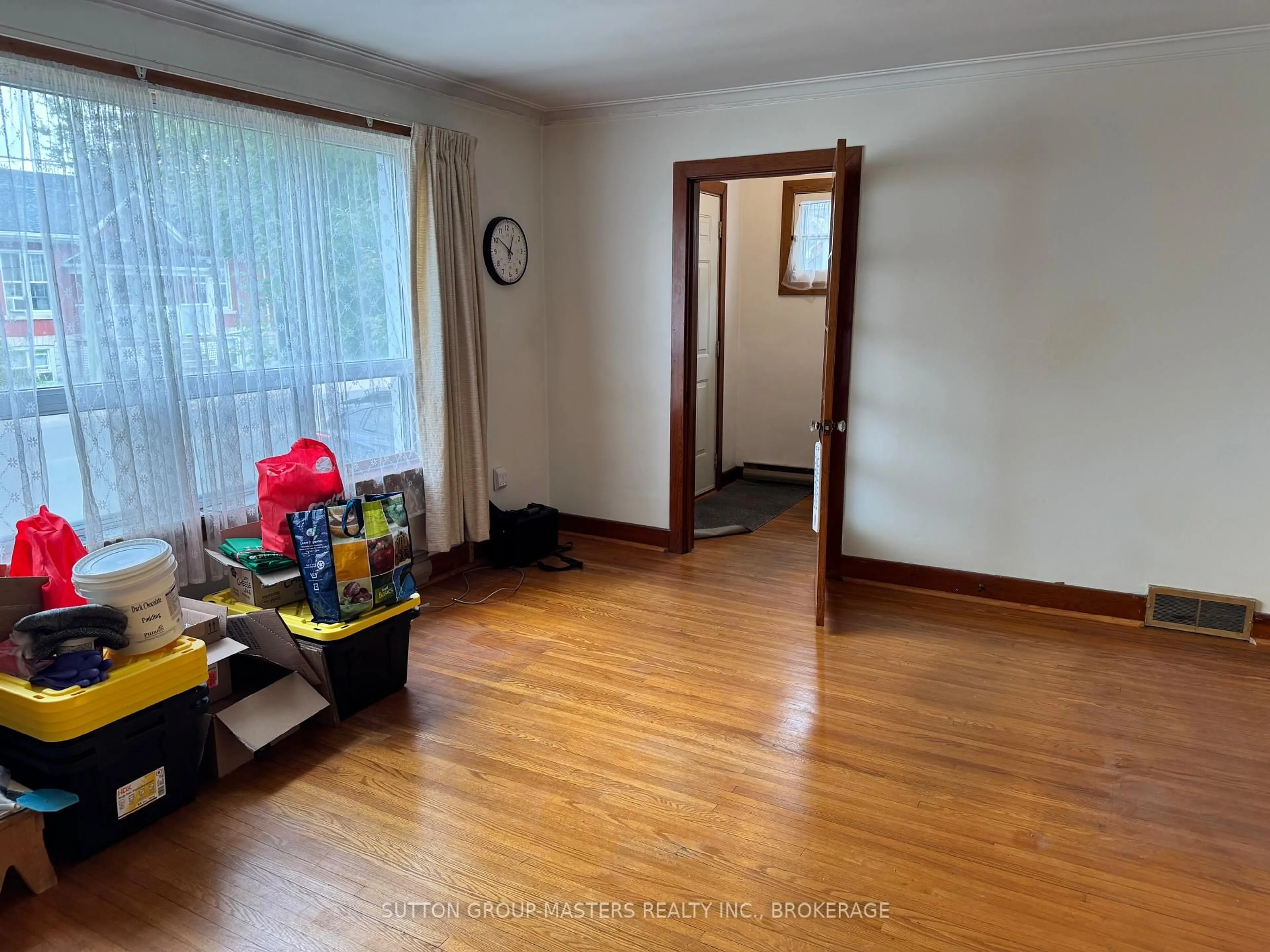 A pic of a room for 366 Division St, Kingston Ontario K7K 4A3
