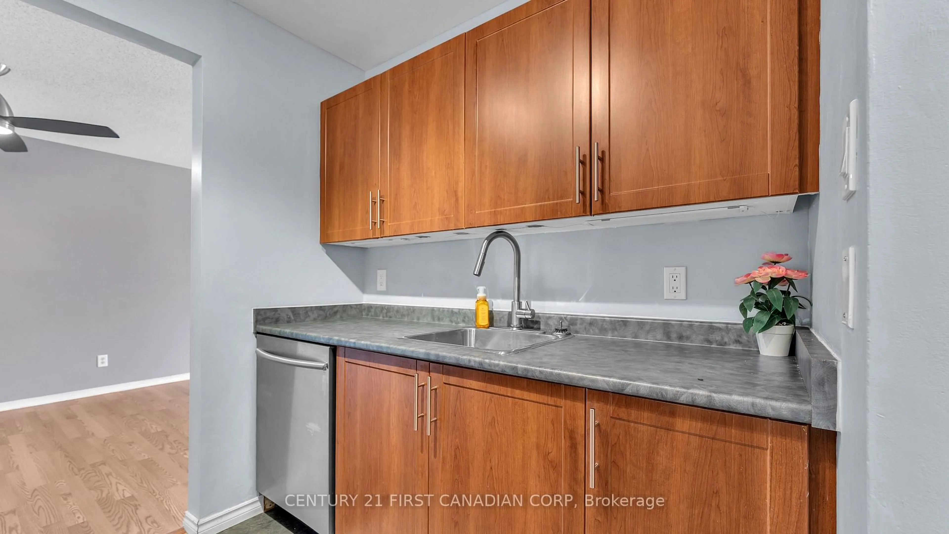 Standard kitchen, ceramic/tile floor for 739 Deveron Cres #203, London South Ontario N5Z 4Y1