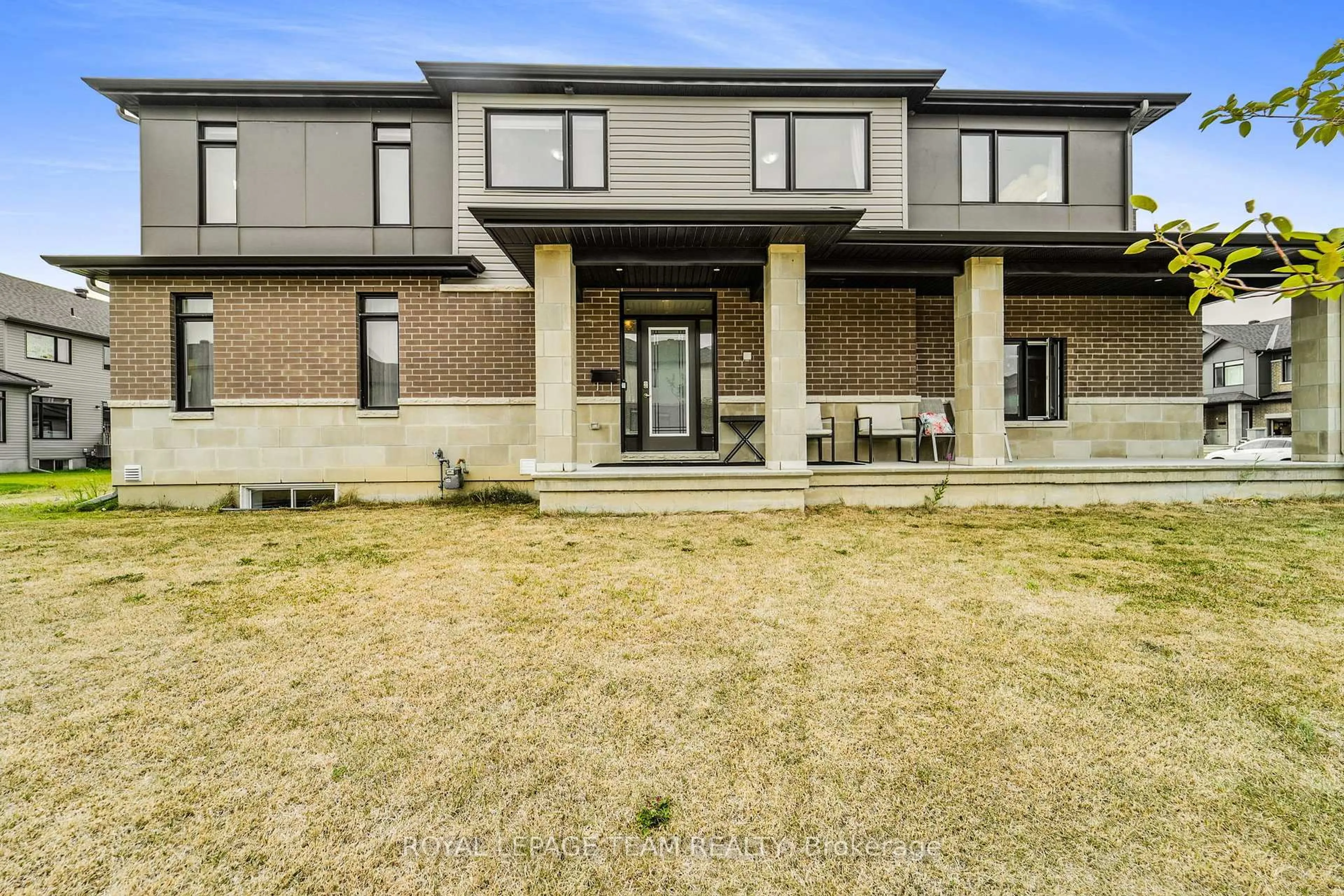 Home with brick exterior material, unknown for 91 Heirloom St, Ottawa Ontario K4M 0L2