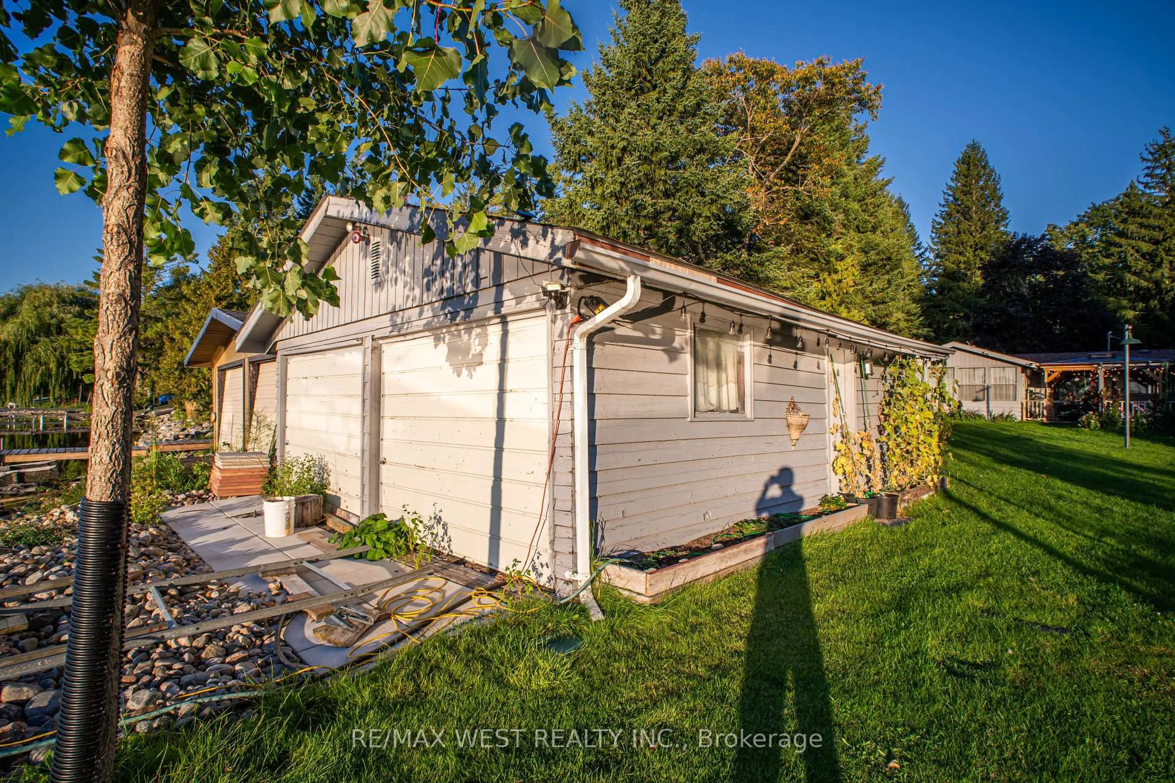 Unknown for 1392 Island View Dr, Selwyn Ontario K0L 1T0
