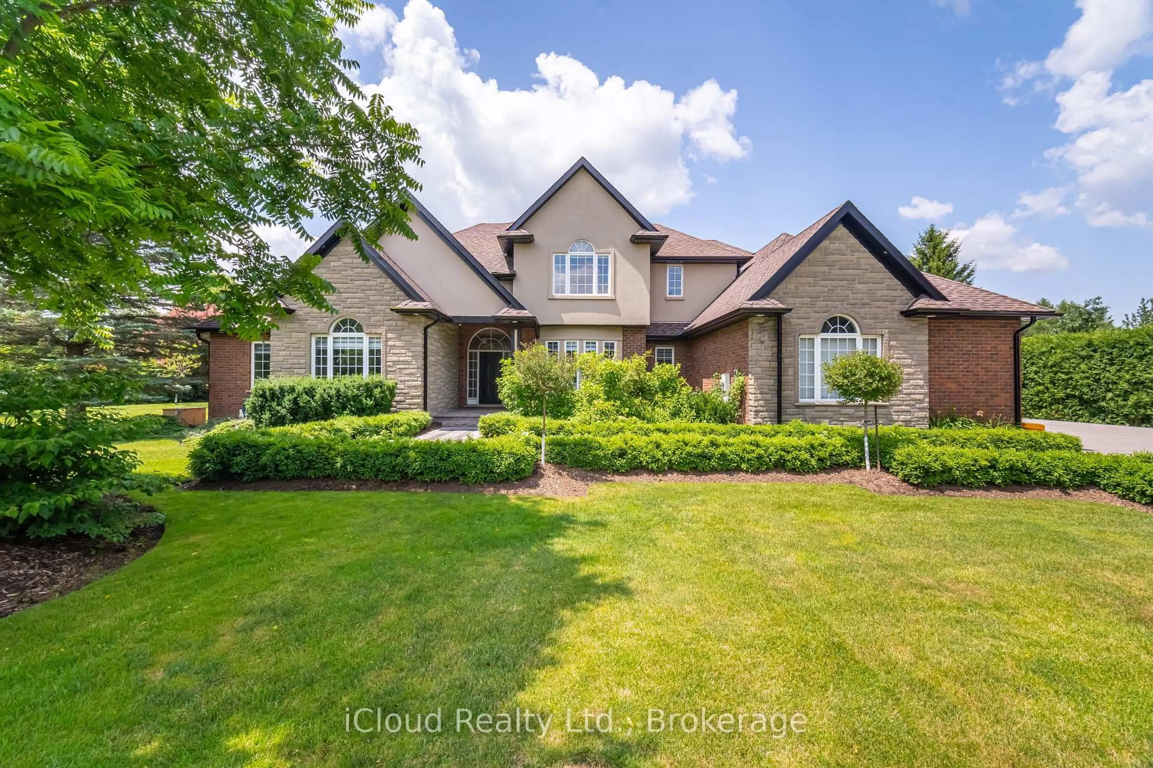 Home with brick exterior material, street for 4 Deer View Rdge, Puslinch Ontario N1H 6H9