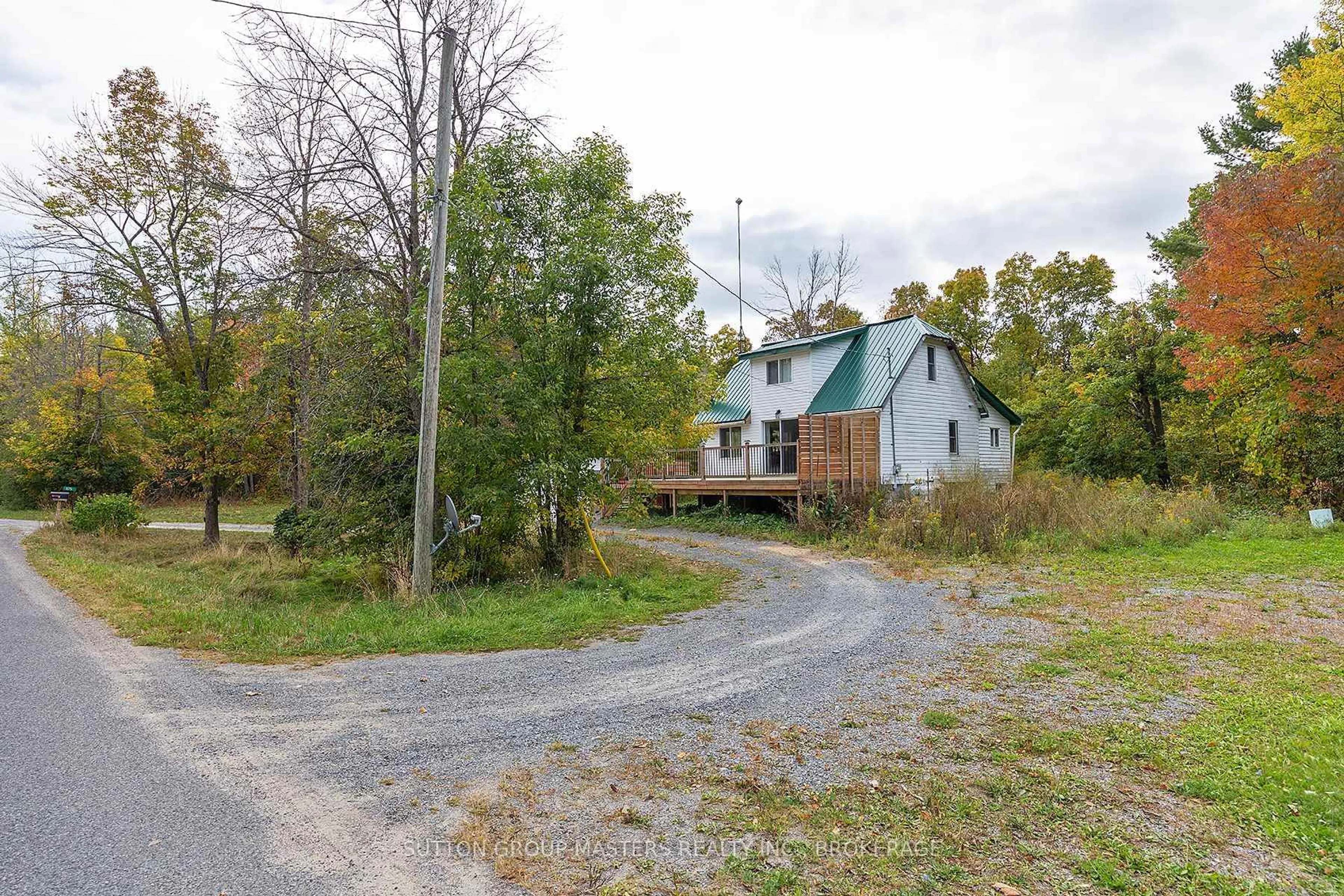 A pic from outside/outdoor area/front of a property/back of a property/a pic from drone, unknown for 1175 Ritchie Rd, Perth Road Ontario K0H 2L0