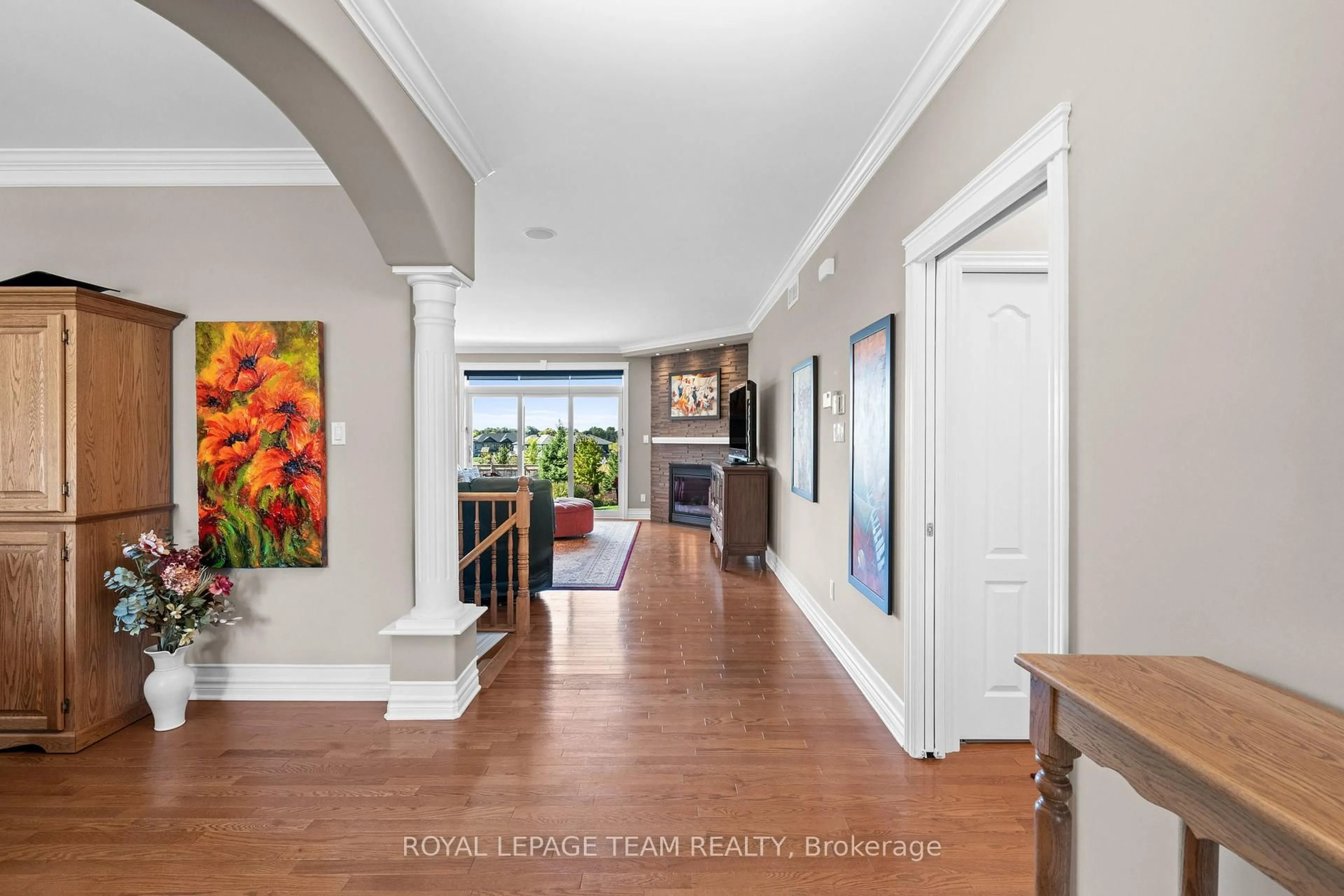 Indoor entryway for 2193 Trailwood Dr, North Gower Ontario K0A 2T0