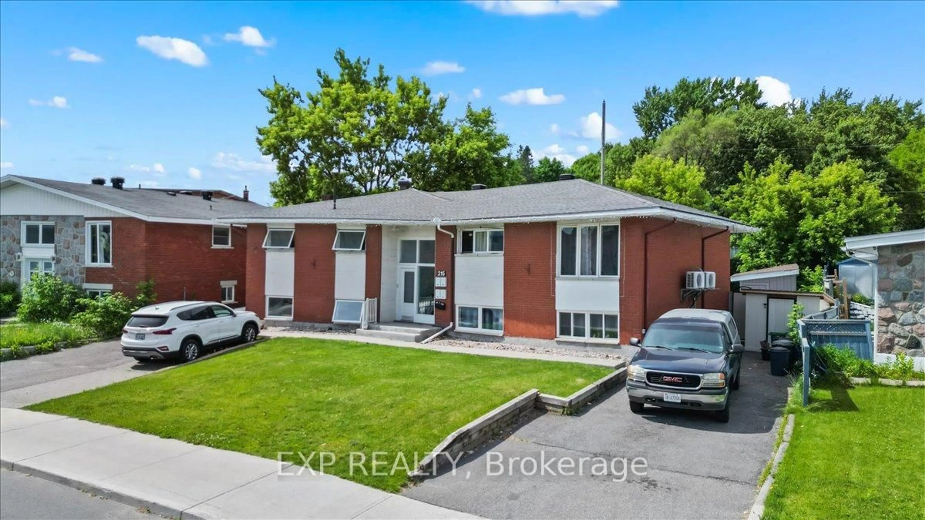 Home with brick exterior material, street for 215 Lavergne St, Ottawa Ontario K1L 5E4