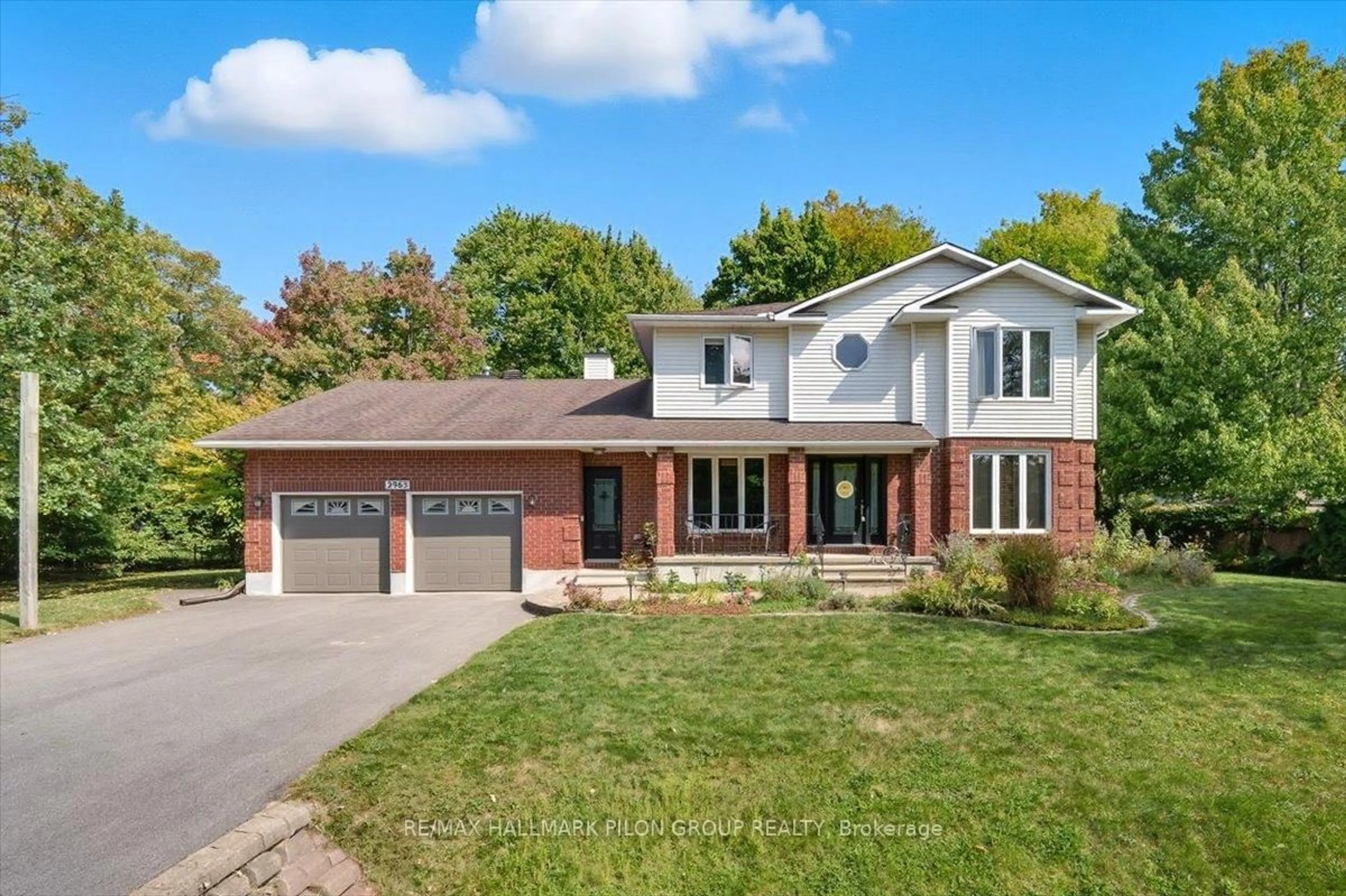 Home with brick exterior material, street for 2963 Turquoise Cres, Ottawa Ontario K4B 1K2