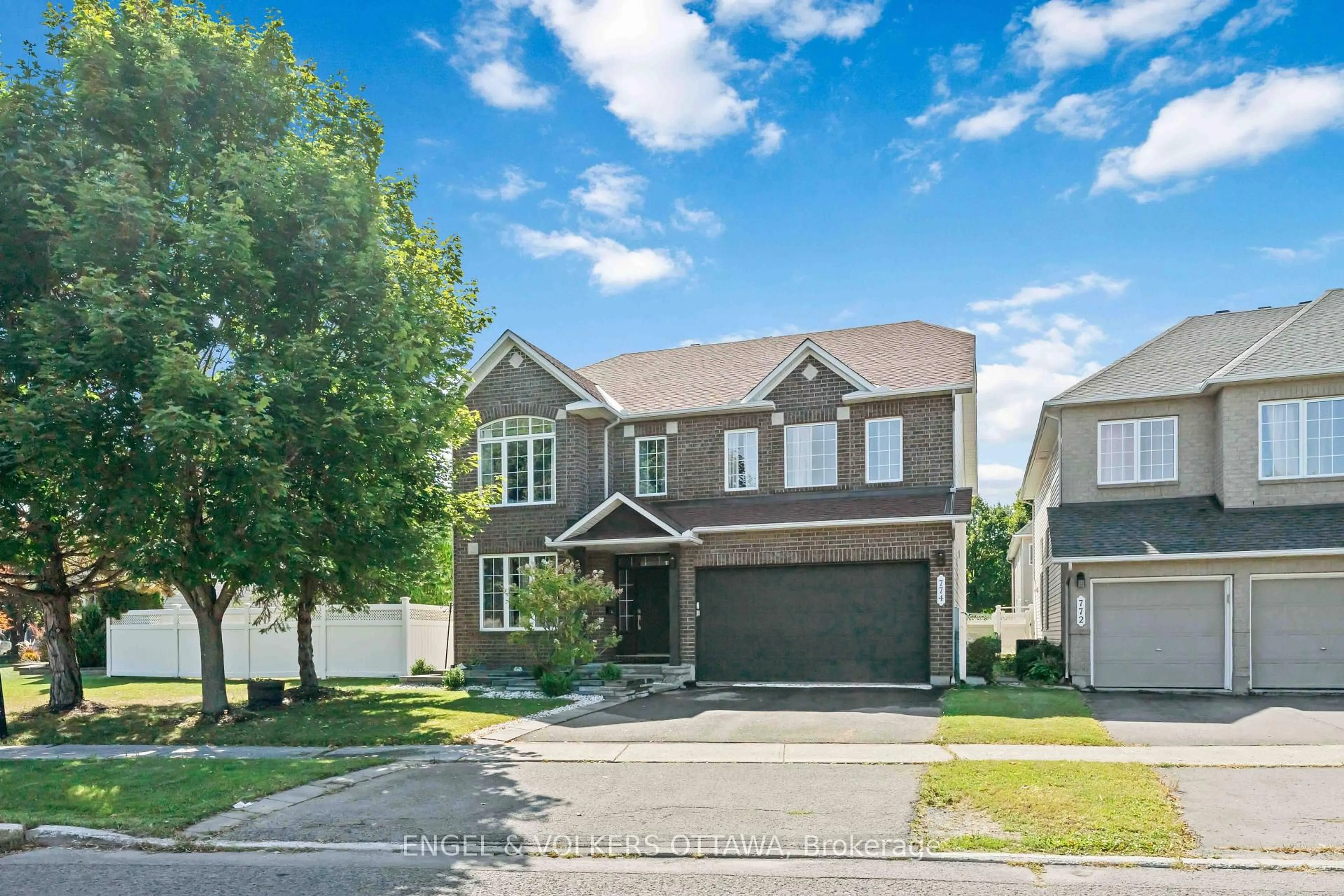 Unknown for 774 Scala Ave, Ottawa Ontario K4A 4N9